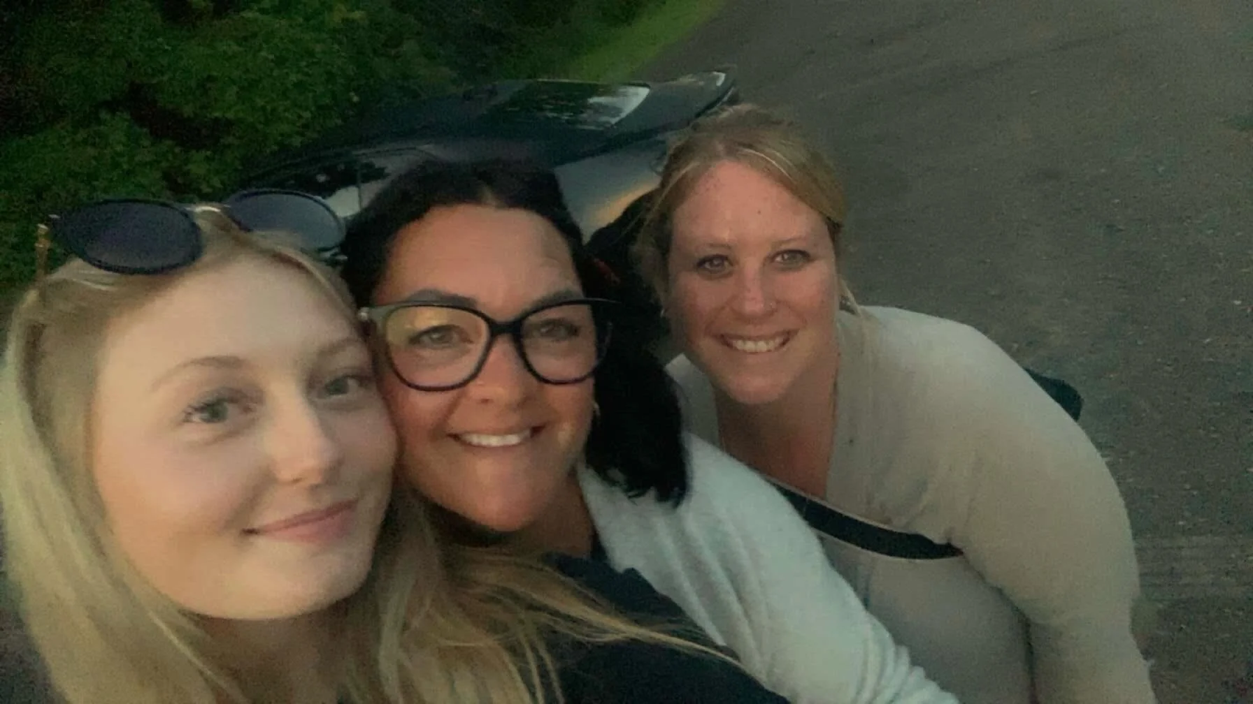 Loved ending my night with you two💕 .. yes @emilyvanderveur I will always be your second mama xo&hellip; @mvanderveur your friendship is valued more than you know😍