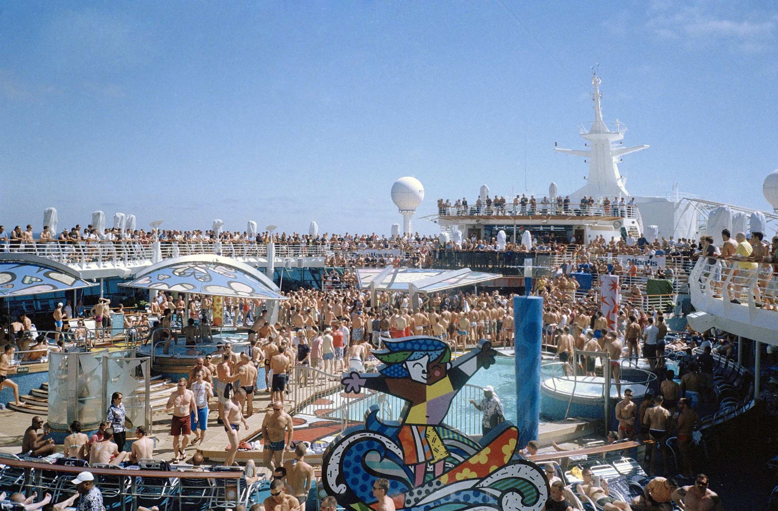 gaycruisepoolparty.jpg