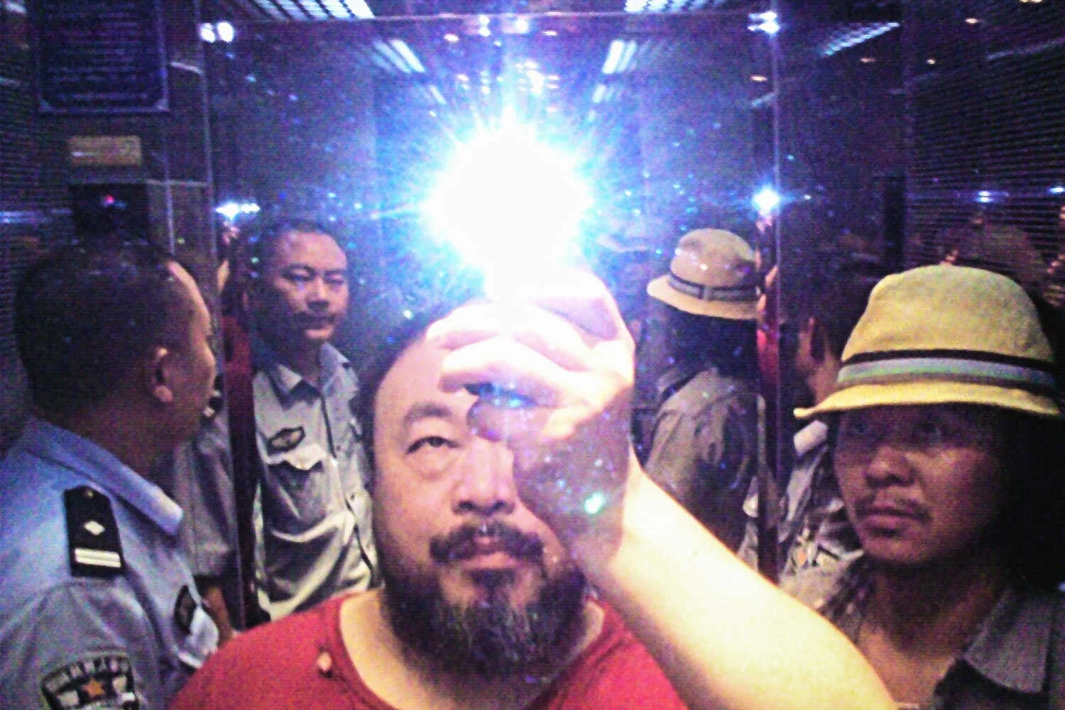 New York Times: There’s More to Selfies Than Meets the Eye