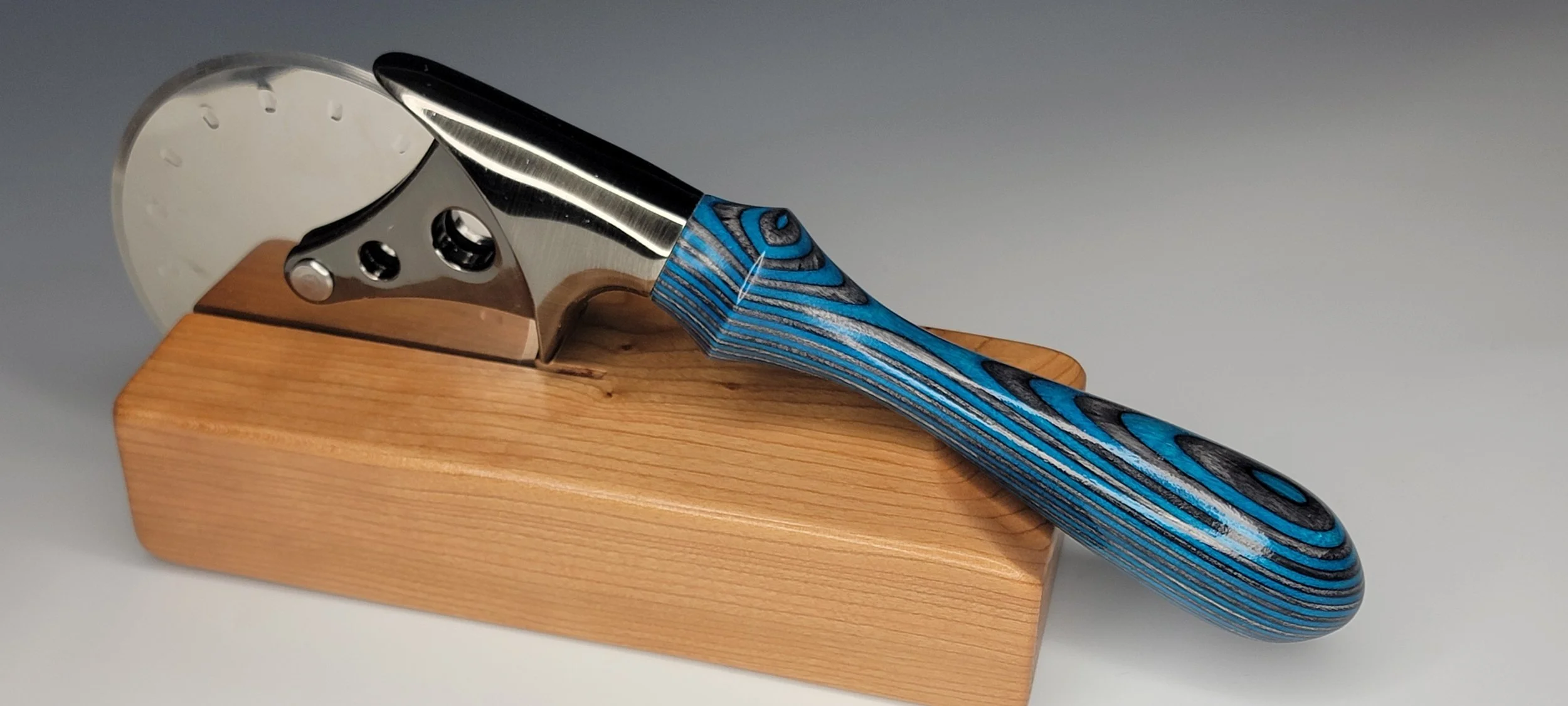 Pizza Cutter - Dark Aqua