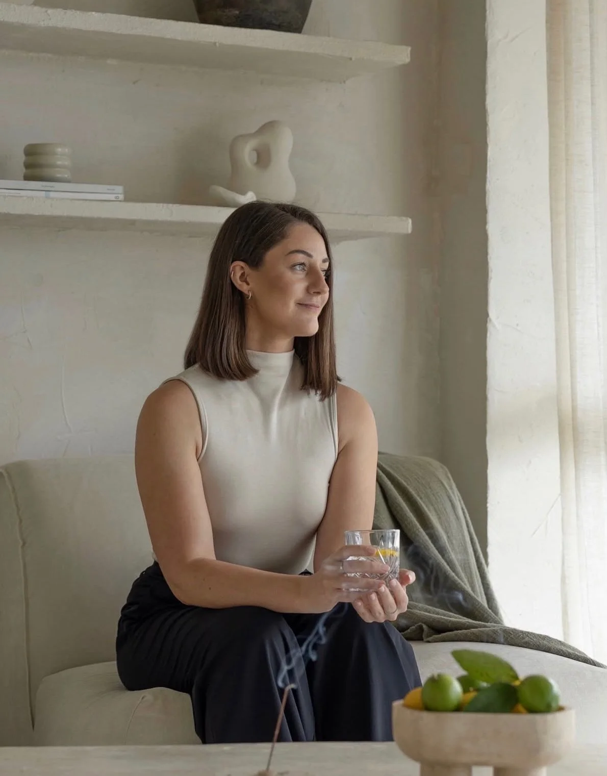 Soft light peeking in the studio. 

Photography by @prettyinpalms for @balancedbyceline