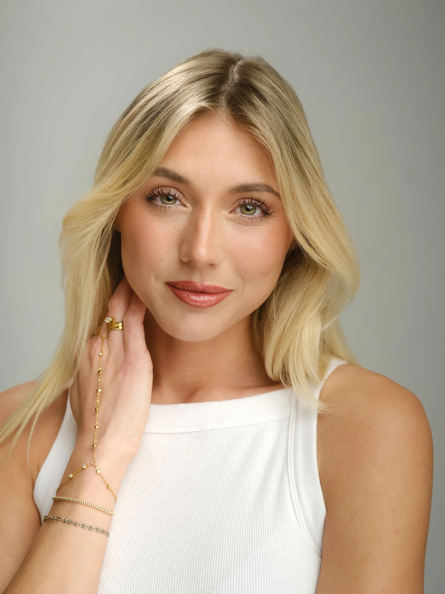 Quick Tips for Using a Hair Light