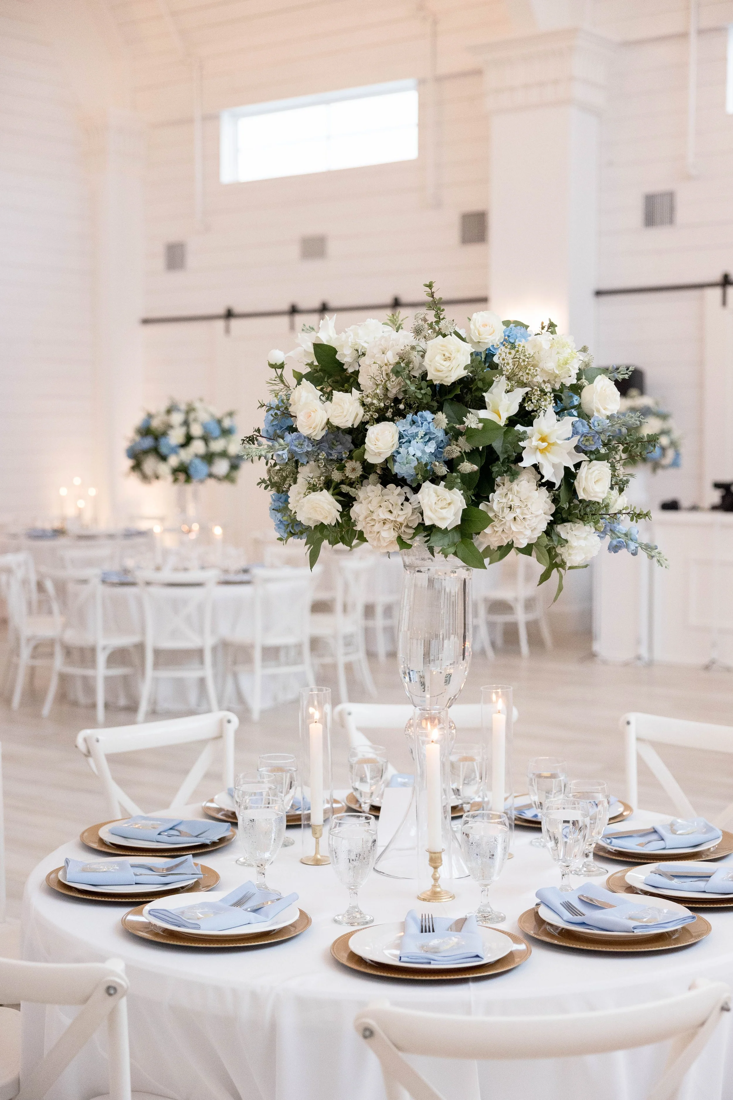 TNAI Sam & Claire_Recep Decor-14.jpg