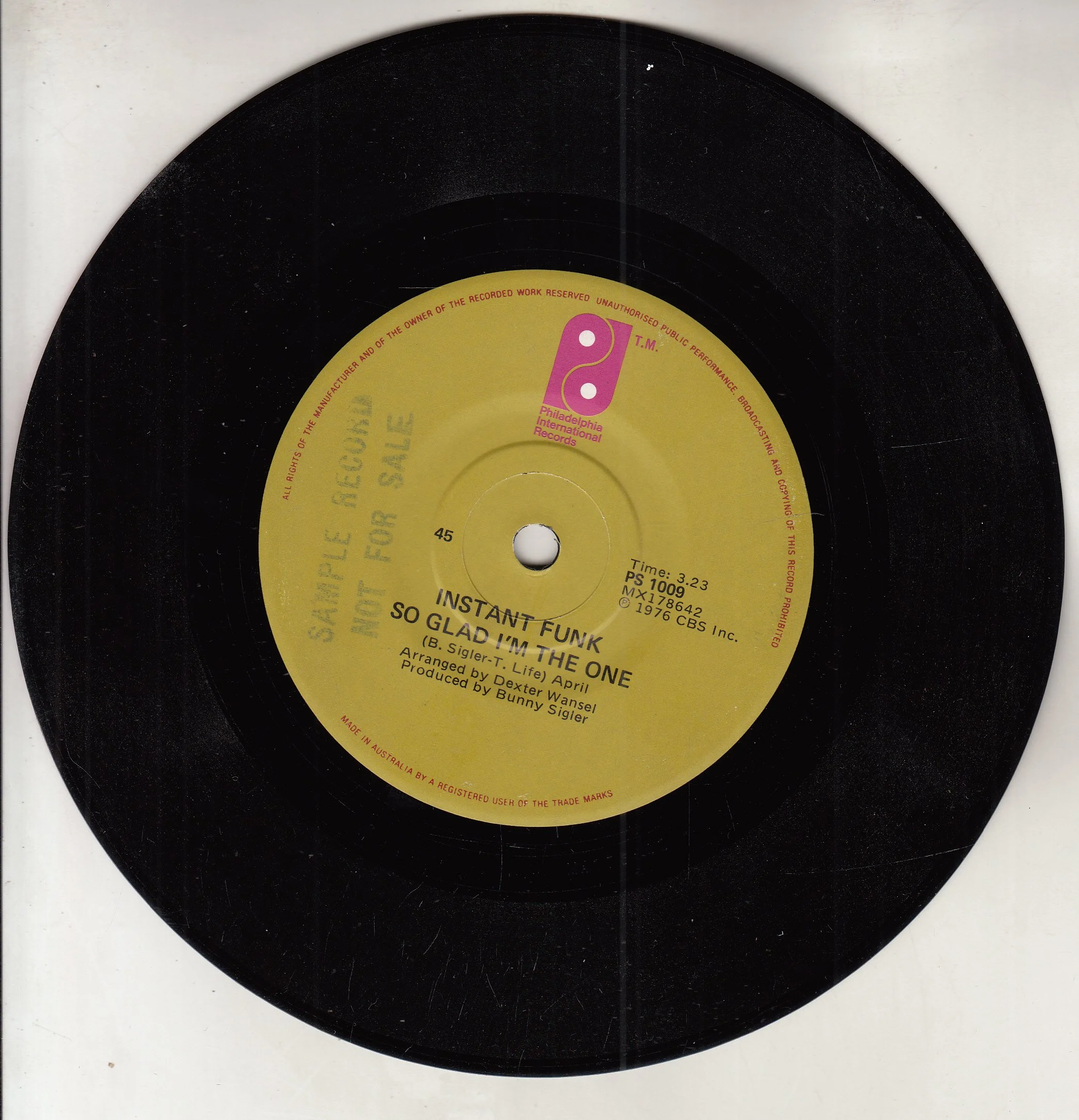 INSTANT FUNK It ain't Reggae (But it's funky) R.jpg