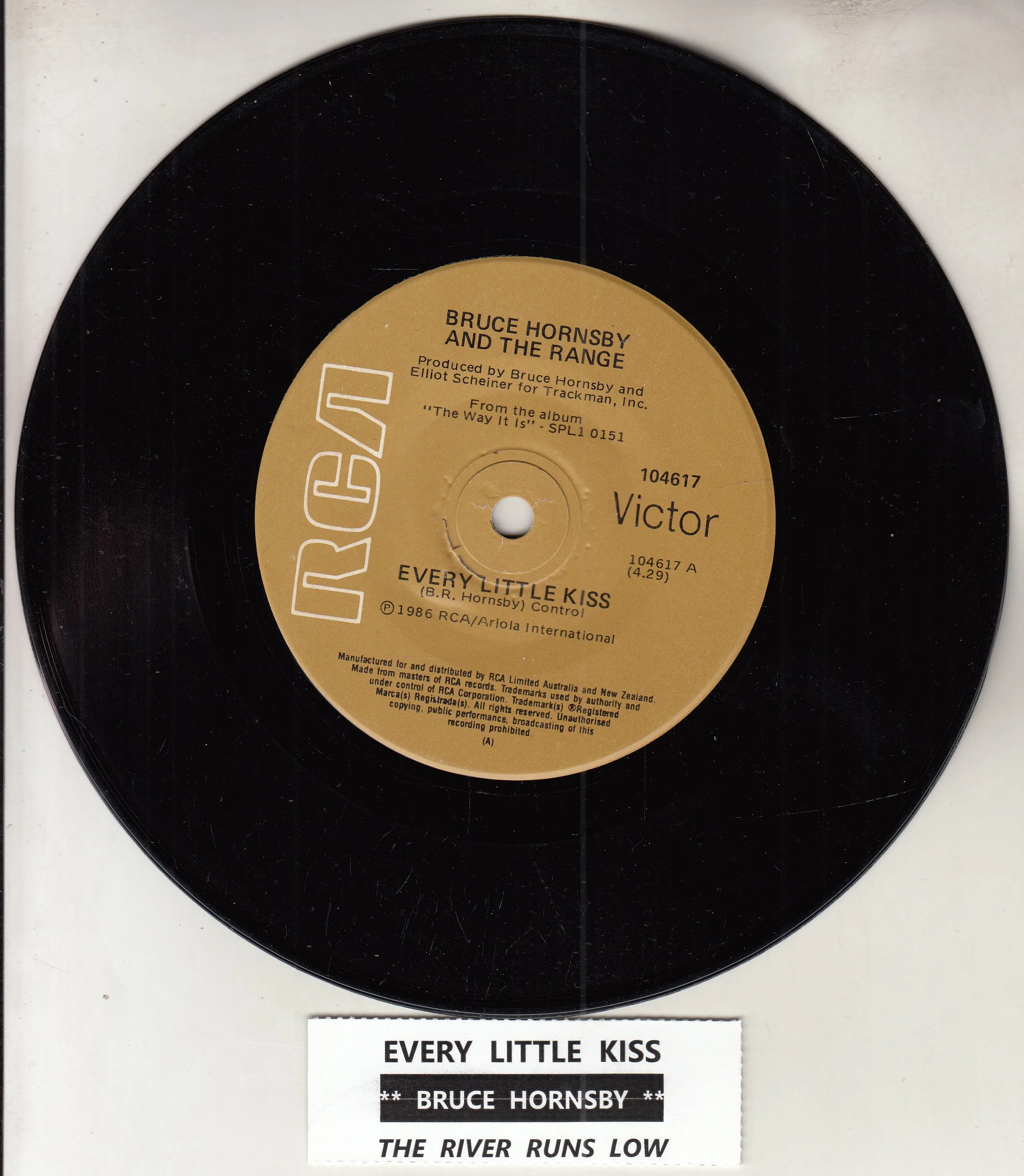 BRUCE HORNSBY AND THE RANGE - Every little kiss