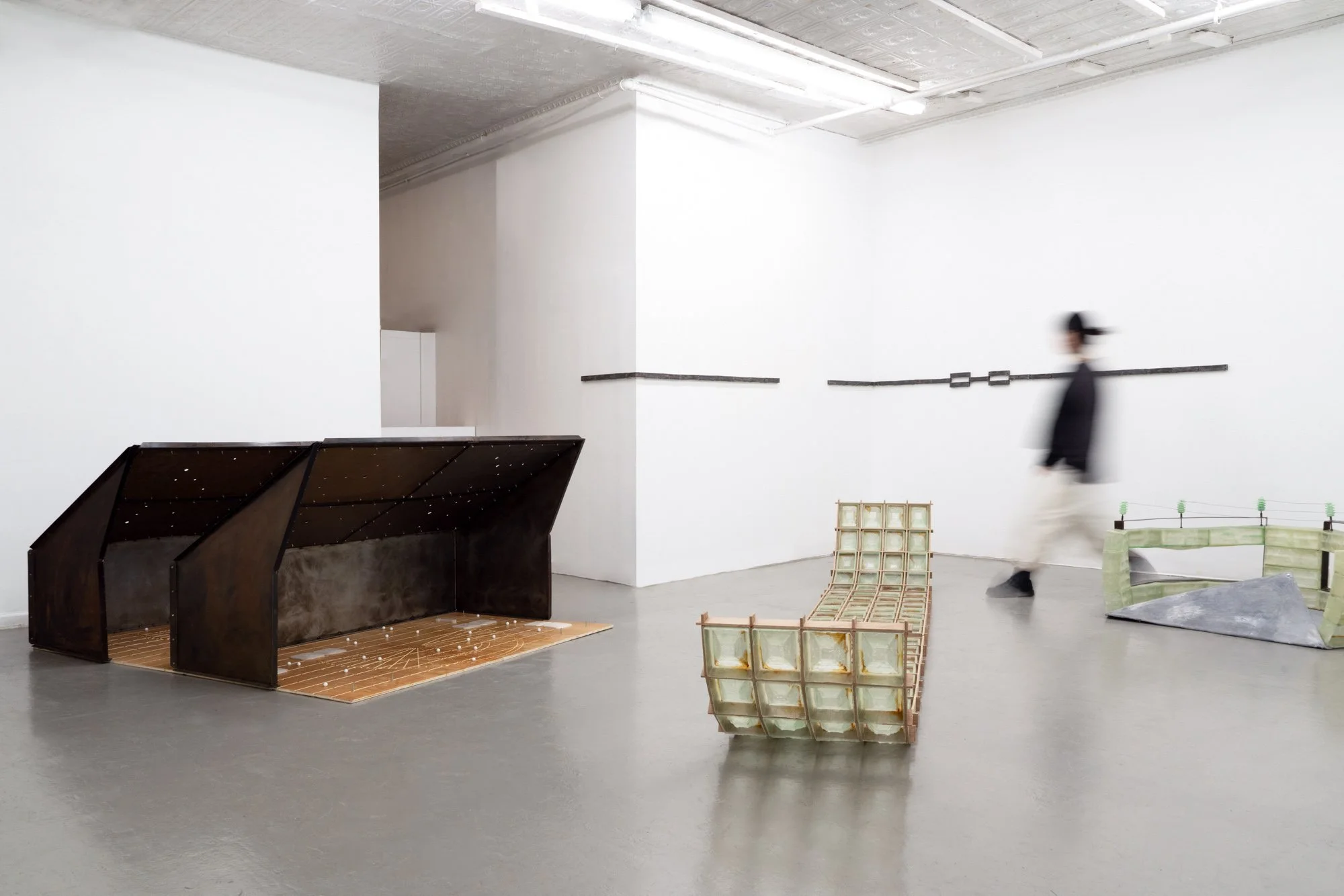 Leah Liu: “susurrus 聲聲私”