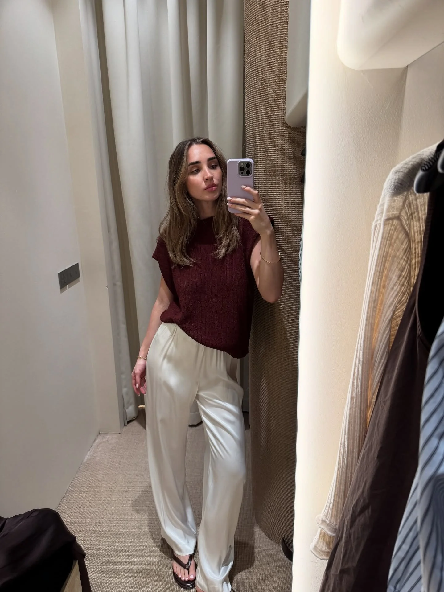 amelia_strofield_post_22_10_2025_12_25_463748700498980715380.jpg