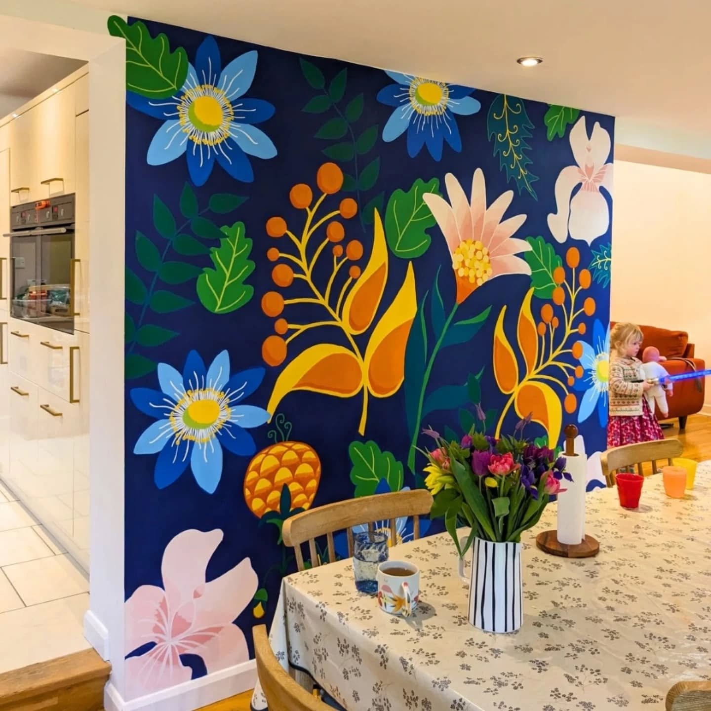 Reminiscing about this time last year when I was spending every Thursday at Sandy and Scott's with this marvellous big canvas. They trusted me with the wall in the middle of their living space, and I love how it's become the backdrop for birthdays an