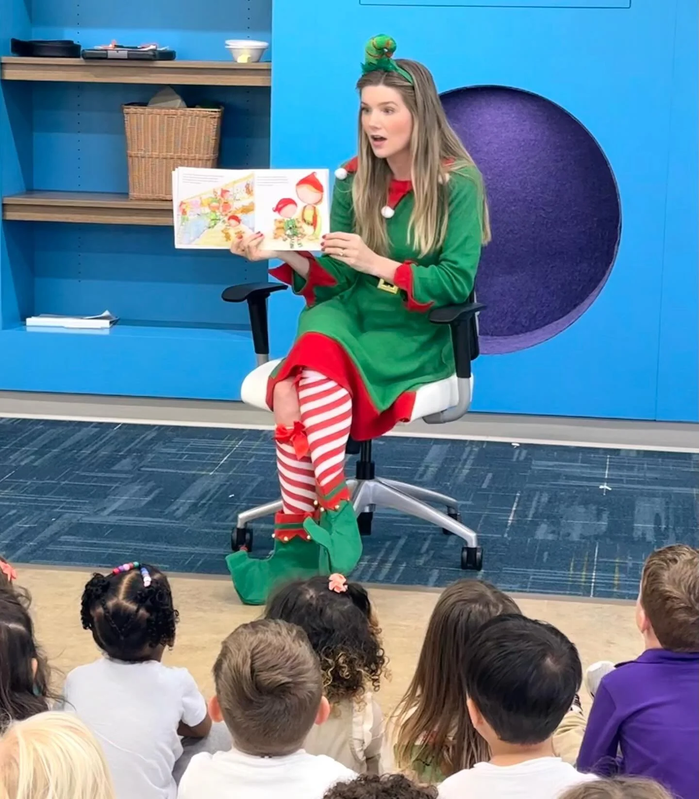Our head elf, @addy_brotherton, visited a few local daycares and preschools to spread holiday cheer this Christmas Eve Eve (iykyk) 🎅🏻🎄❄️