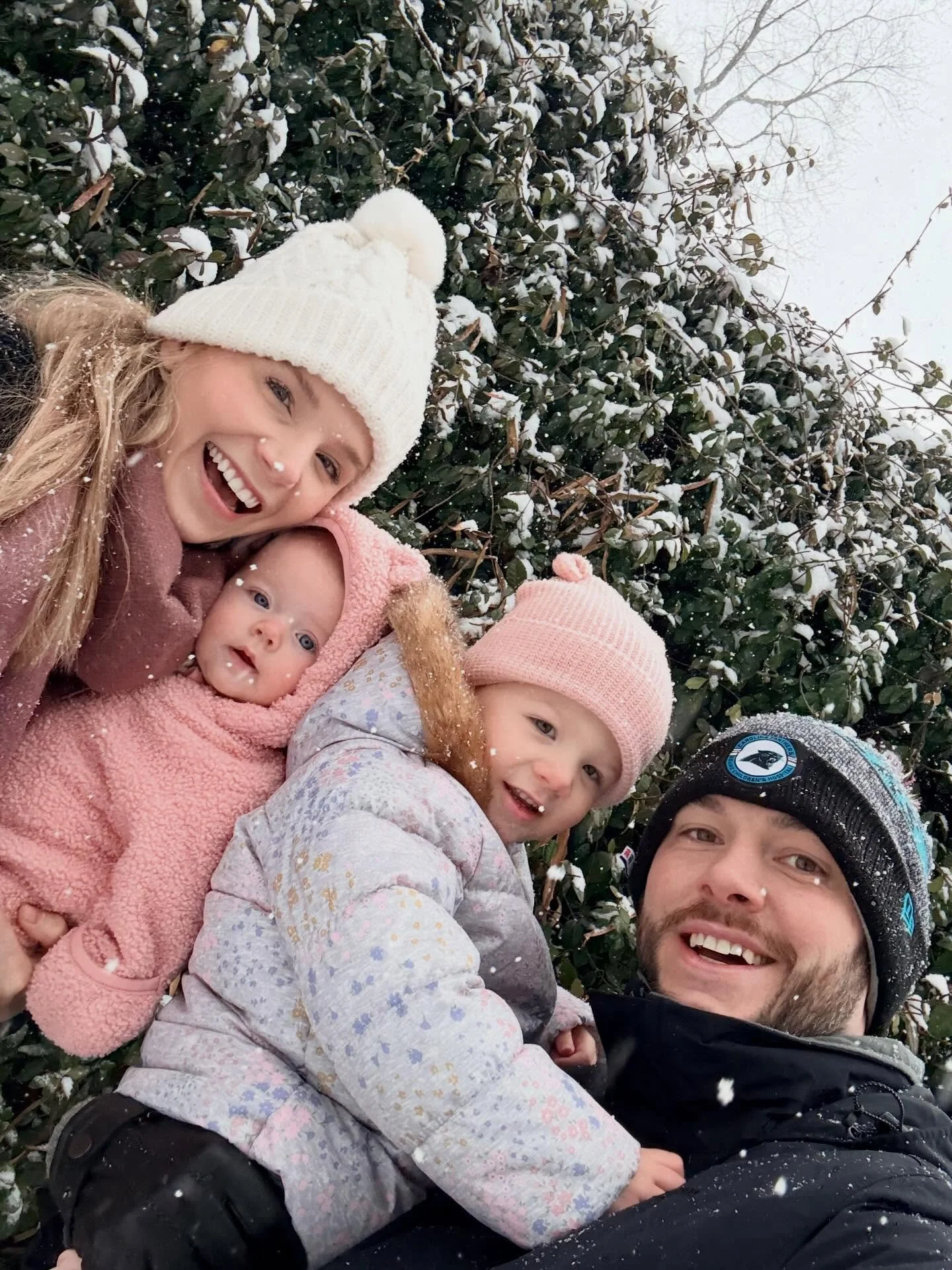 Happy Snow Day from your Spark Speech Team! Stay warm and safe this weekend! ⛄️ ❄️