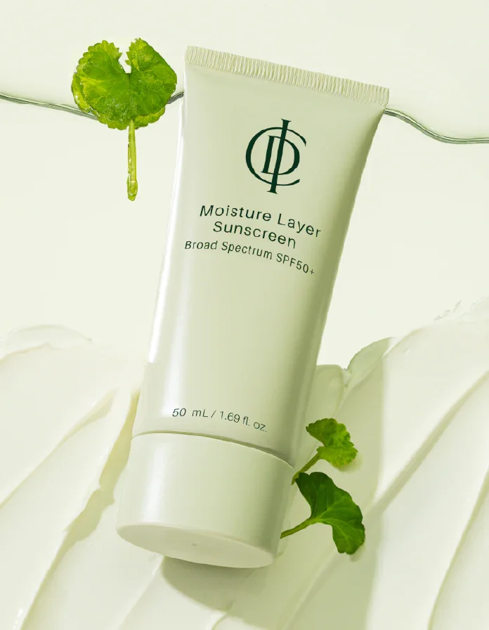 Moisture_Layer_Sunscreen_02.png.webp