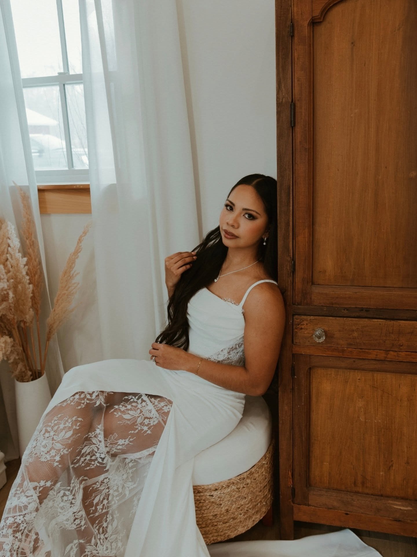 For Cristina's makeup look for this shoot, I wanted sultry and bold, but still soft (because that's just my style!). I wanted brighter blush and deeper contour that accentuates her beautiful skin in pictures, but doesn't overpower in person. Stunning