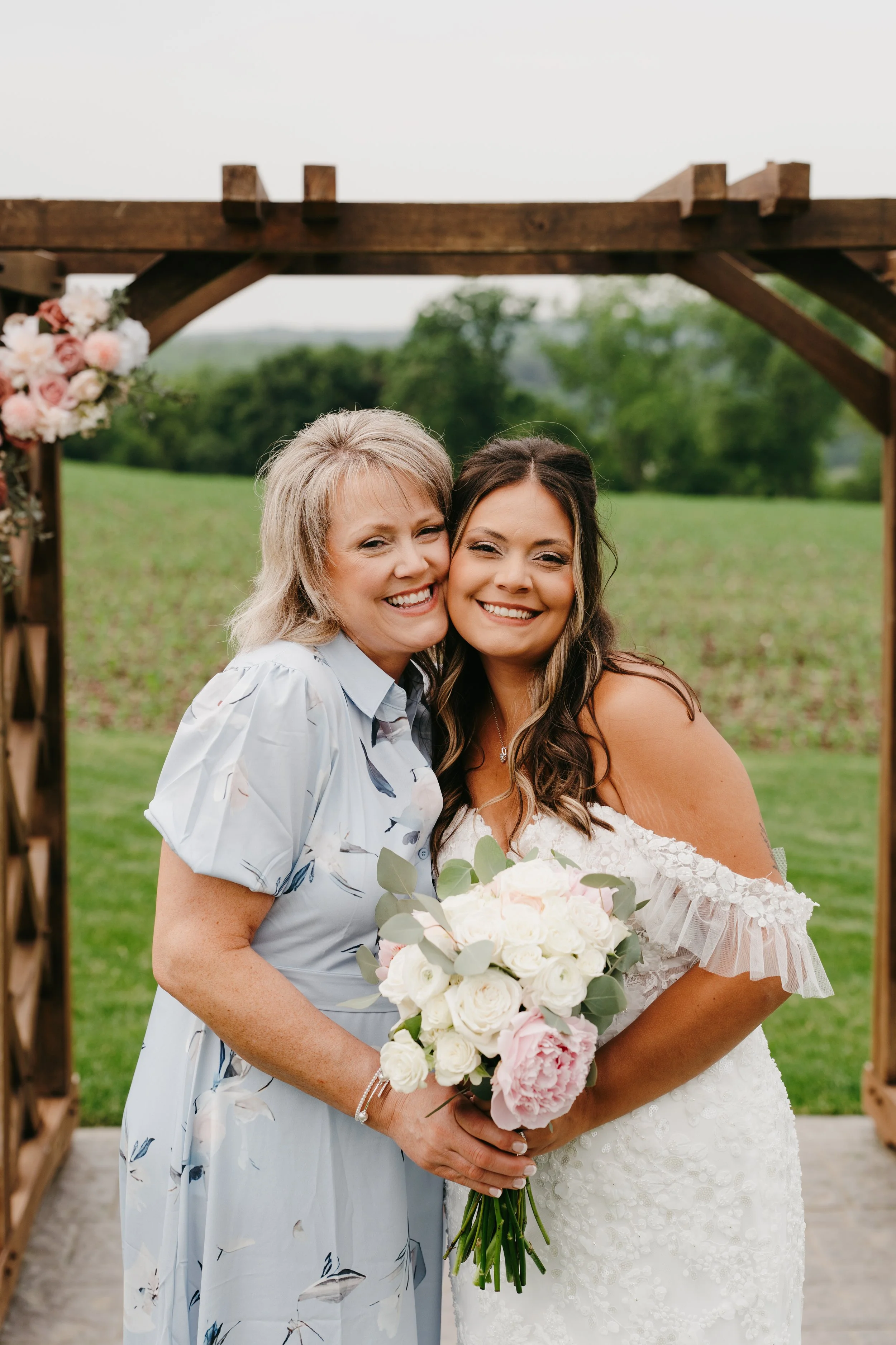 Captured beautifully by Kimberly Jonelle Photo.
kimberlyjonellephoto.com