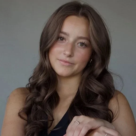 Maya - Senior Stylist