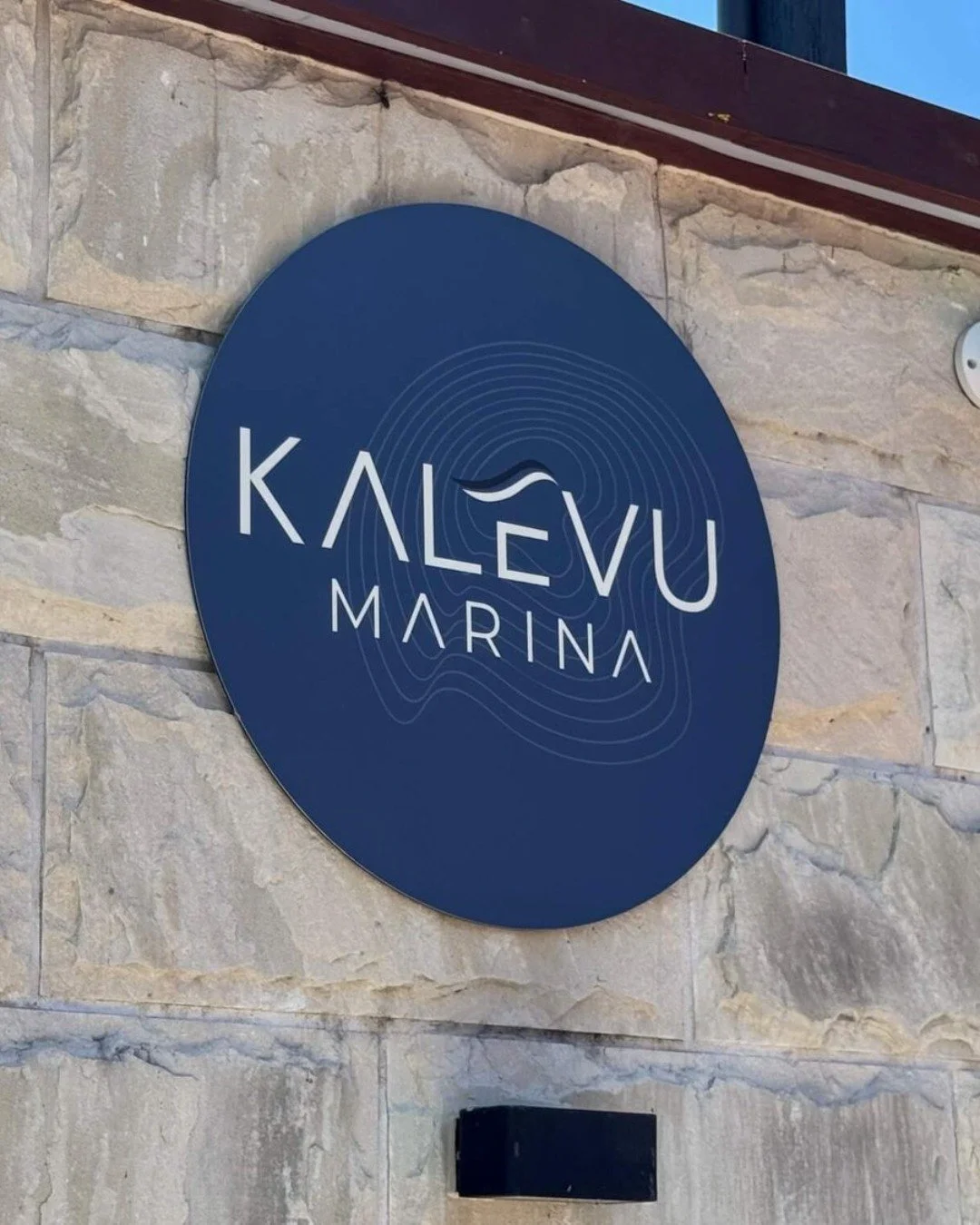 Step into a world of seamless boating and exceptional service at Kalevu Marina Sylvania.⚓️ 

Nestled in the heart of the Georges River, our premium marina offers secure berthing, modern facilities, and a peaceful escape just minutes from the city.

W