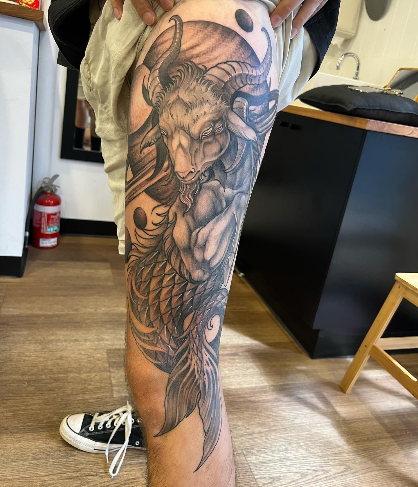 Massive Capricorn on the upper leg by Raul @_thelineandtheshade_ 
DM or call 07 5648 0626 to book in! Complimentary consultations always available during the week. 
&bull;
&bull;
&bull;
&bull;
&bull;
#new #fyp #tradtattoo #goldcoast #goldcoasttattoo 