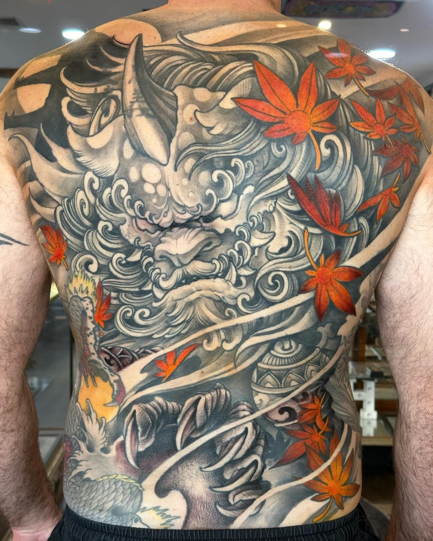 Big back piece by Raul! @_thelineandtheshade_ 
To get in contact with Raul, please message him directly, message the shop or call 07 5648 0626.
&bull;
&bull;
&bull;
&bull;
&bull;
#new #fyp #tradtattoo #goldcoast #goldcoasttattoo #visitgoldcoast #tatt