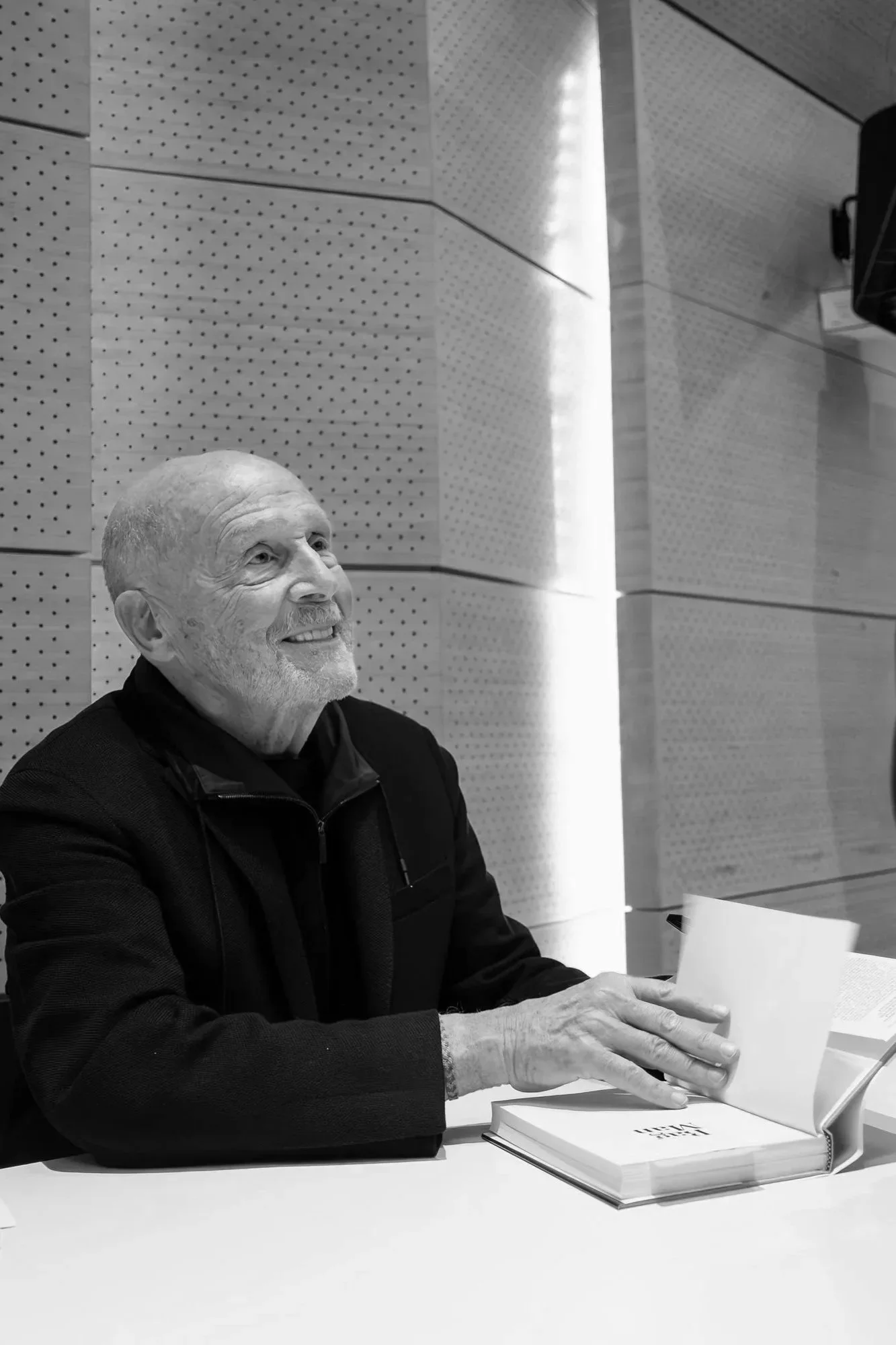 Fireside Chat and Book Signing with Coach's Former CEO, Lew Frankfort