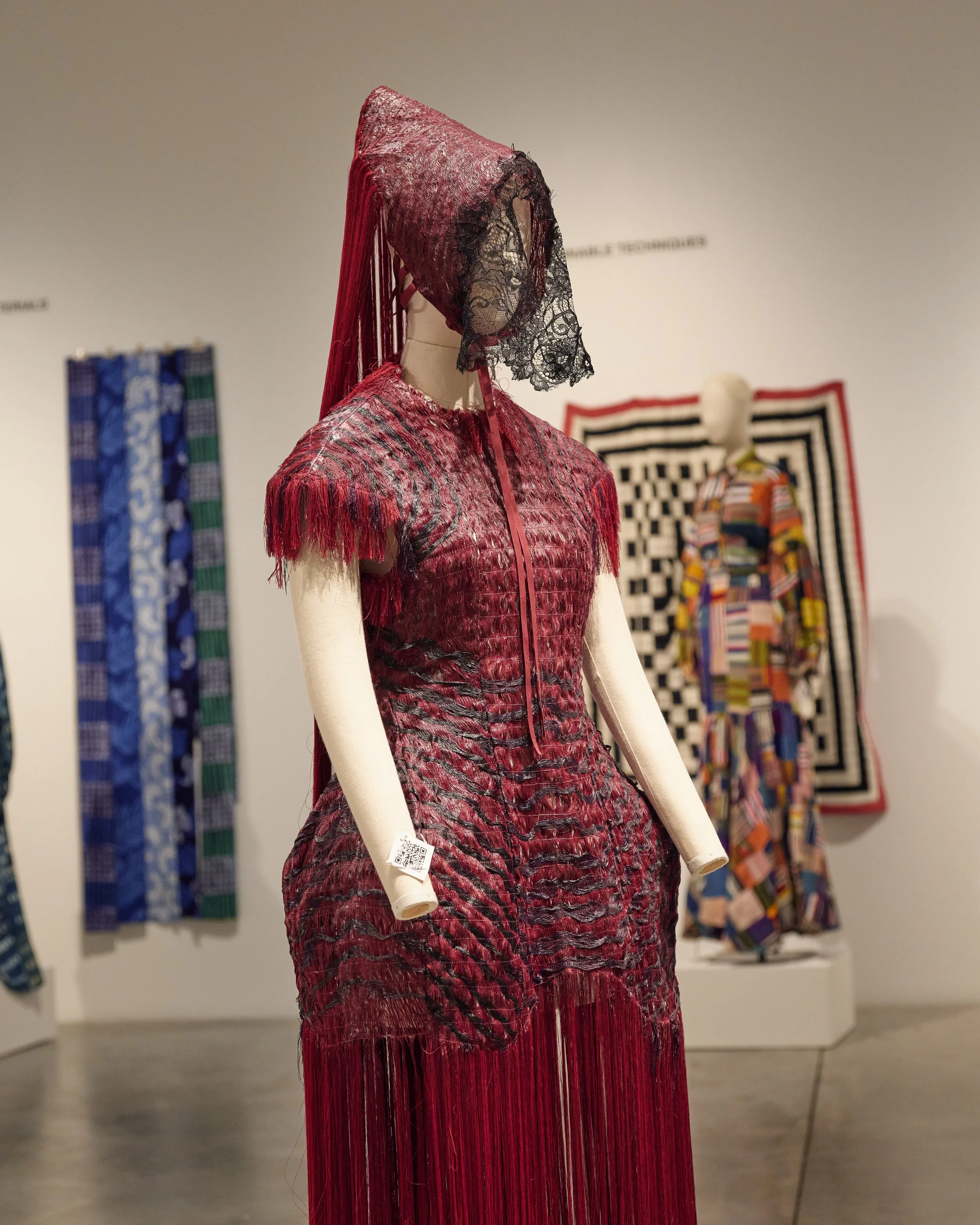 Fashion In Between64828.jpg