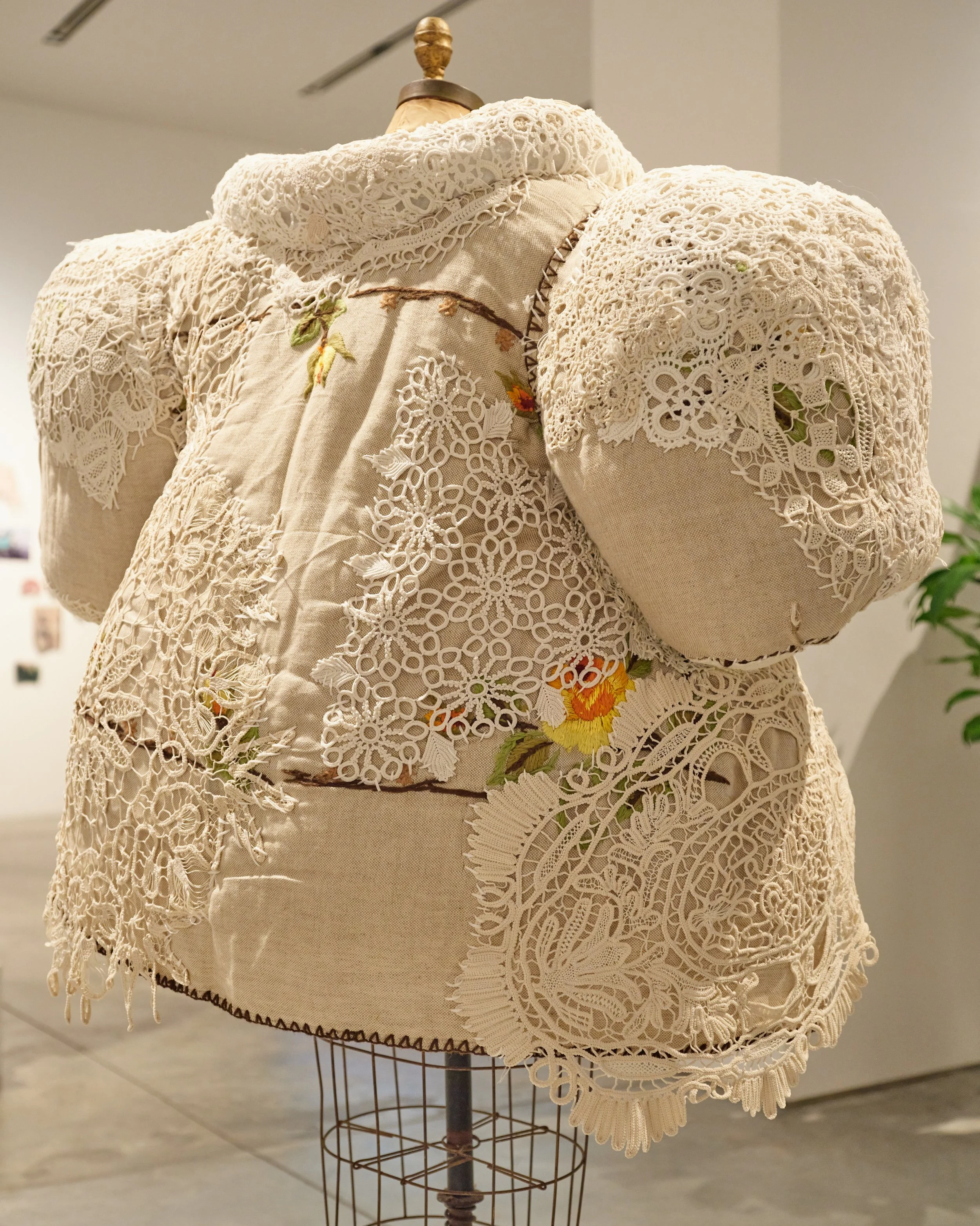 Fashion In Between64810.jpg