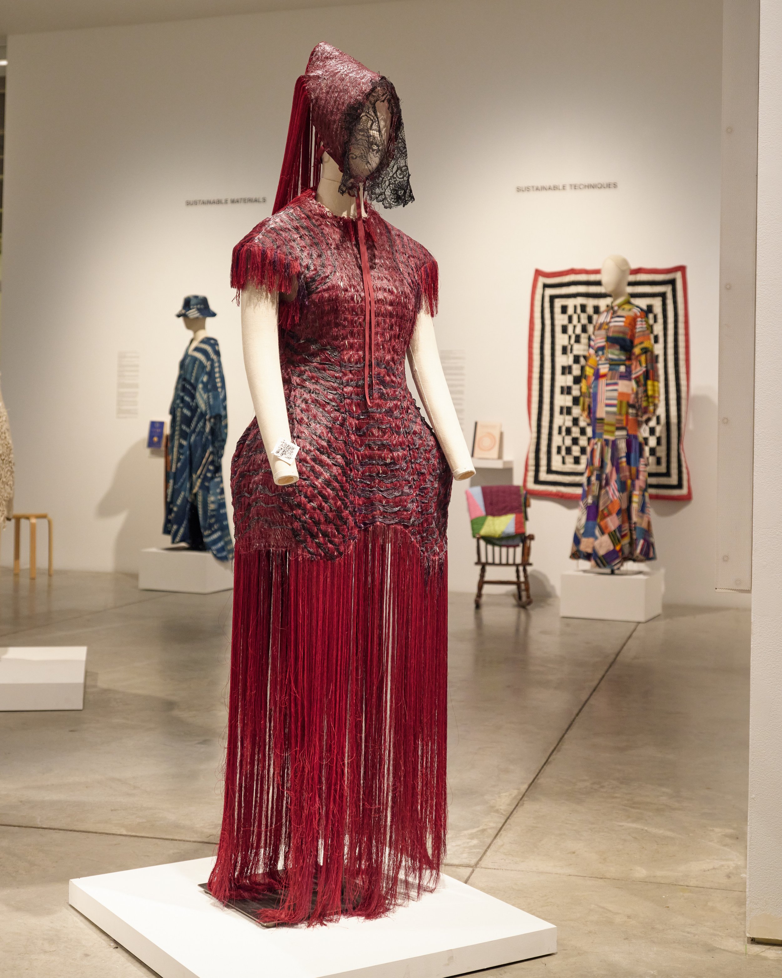 Fashion In Between64832.jpg