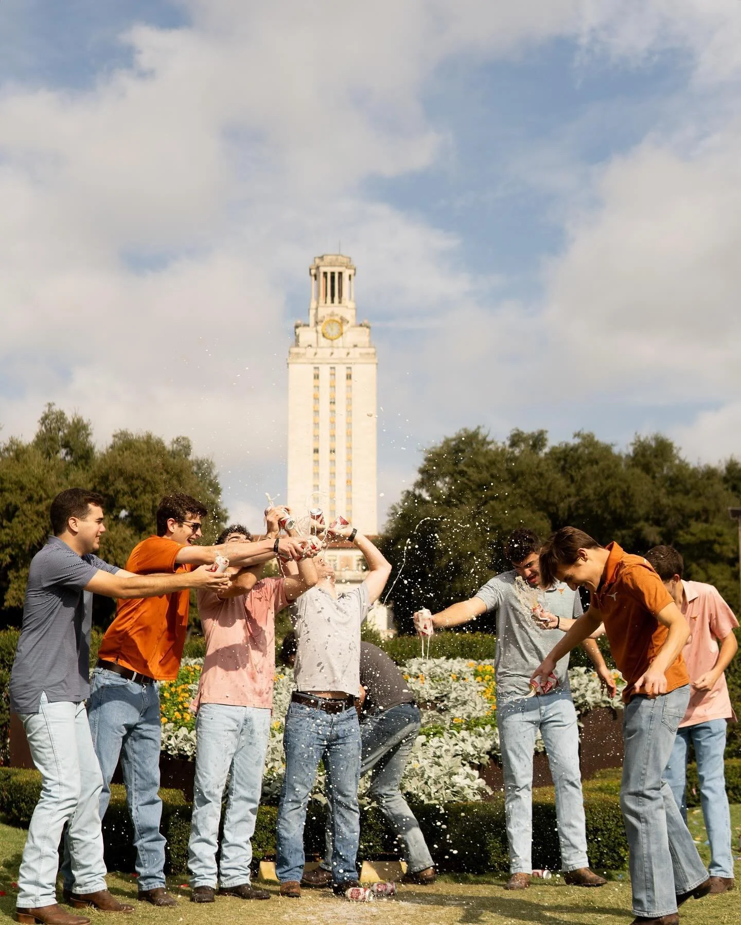 Had a blast capturing the pride and spirit of these amazing Longhorn seniors!🤘🏼🧡🍻 
&bull;
&bull;
&bull;
#UTGrad #utgradphotos #universityoftexasgrad #texasphotographer #atxphotography #UT2024 #hookem #seniorpictures #atxsenior #austintexas