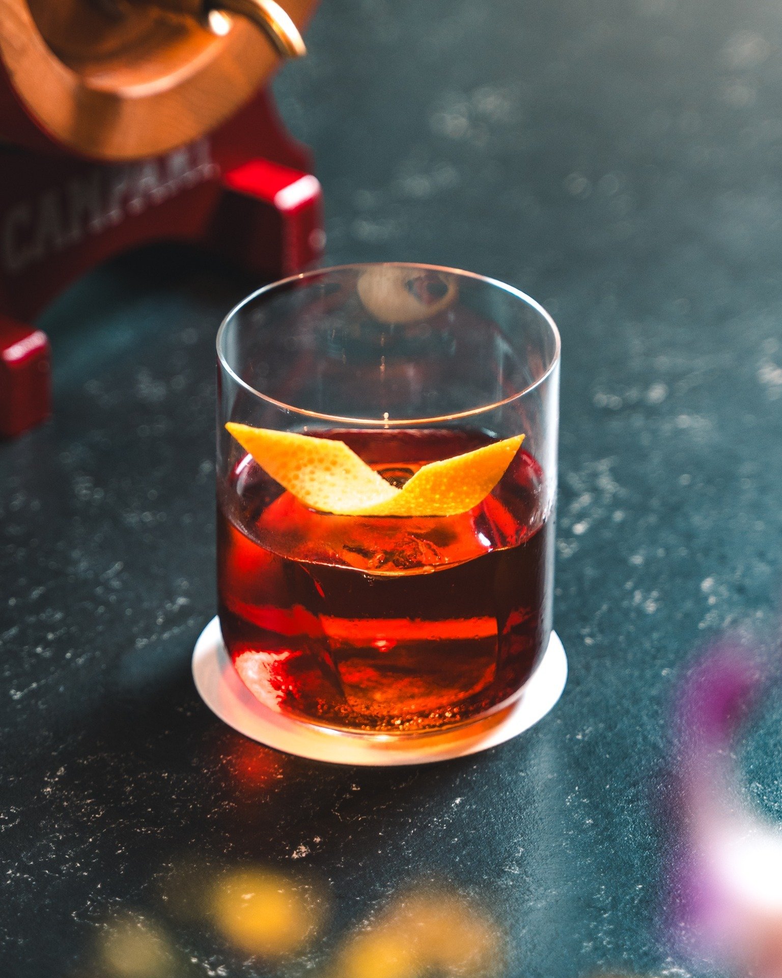 Bittersweet, with quiet confidence.

Lucky 8 brings together citrus brightness and gentle bitterness in a pour that feels elegant, balanced, and quietly intriguing. An easy companion to the bold flavours of the table.

#queninosg