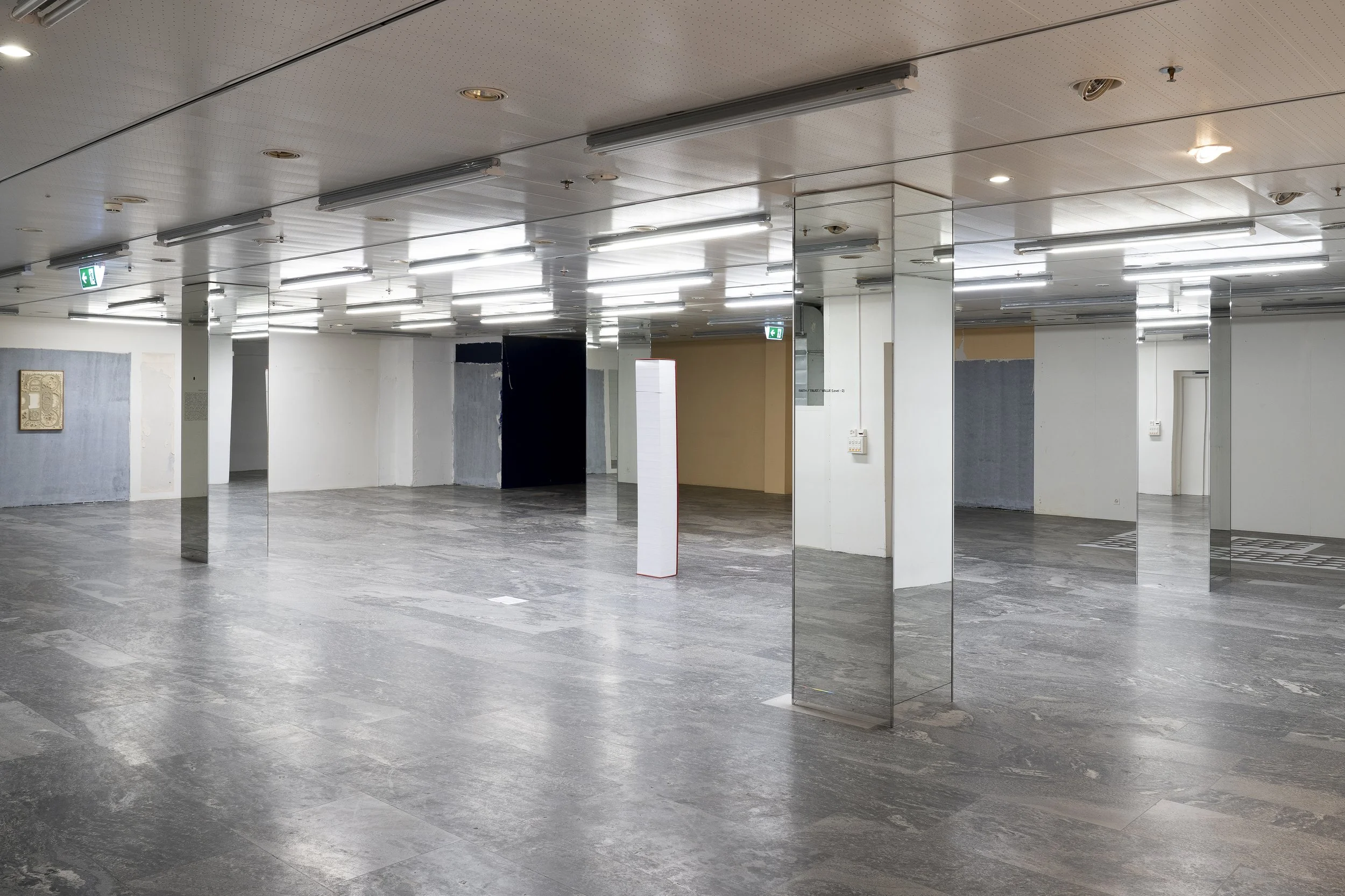 LUKOWA_Art_19_foto_Claude_Barrault.jpg