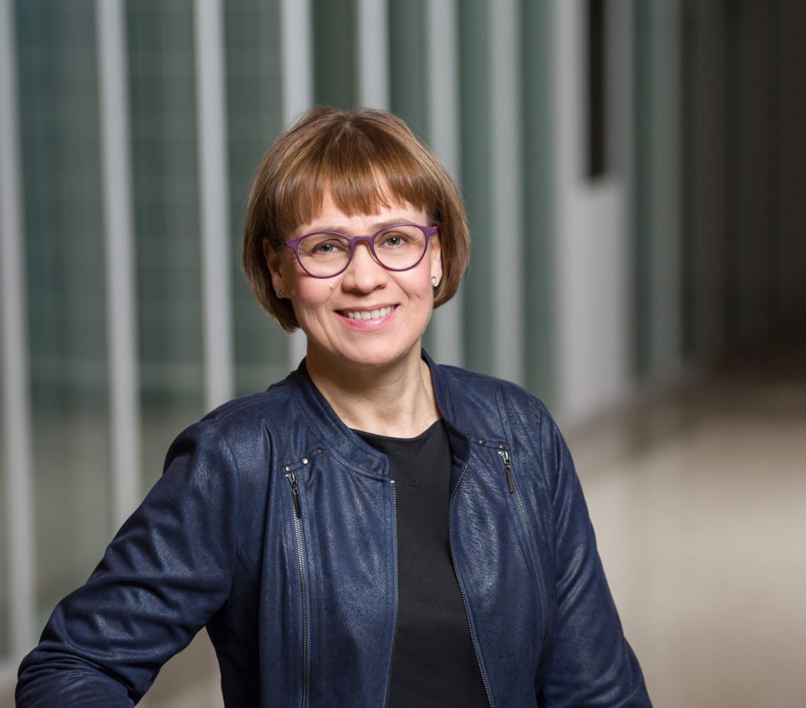 Arvodialogin jälkeen 93 % henkilöstöstä tuntee HUSin arvot