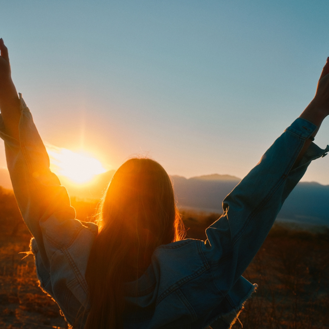 Why You Wake Up Tired and Inflamed: The Hidden Cortisol Rhythm Problem