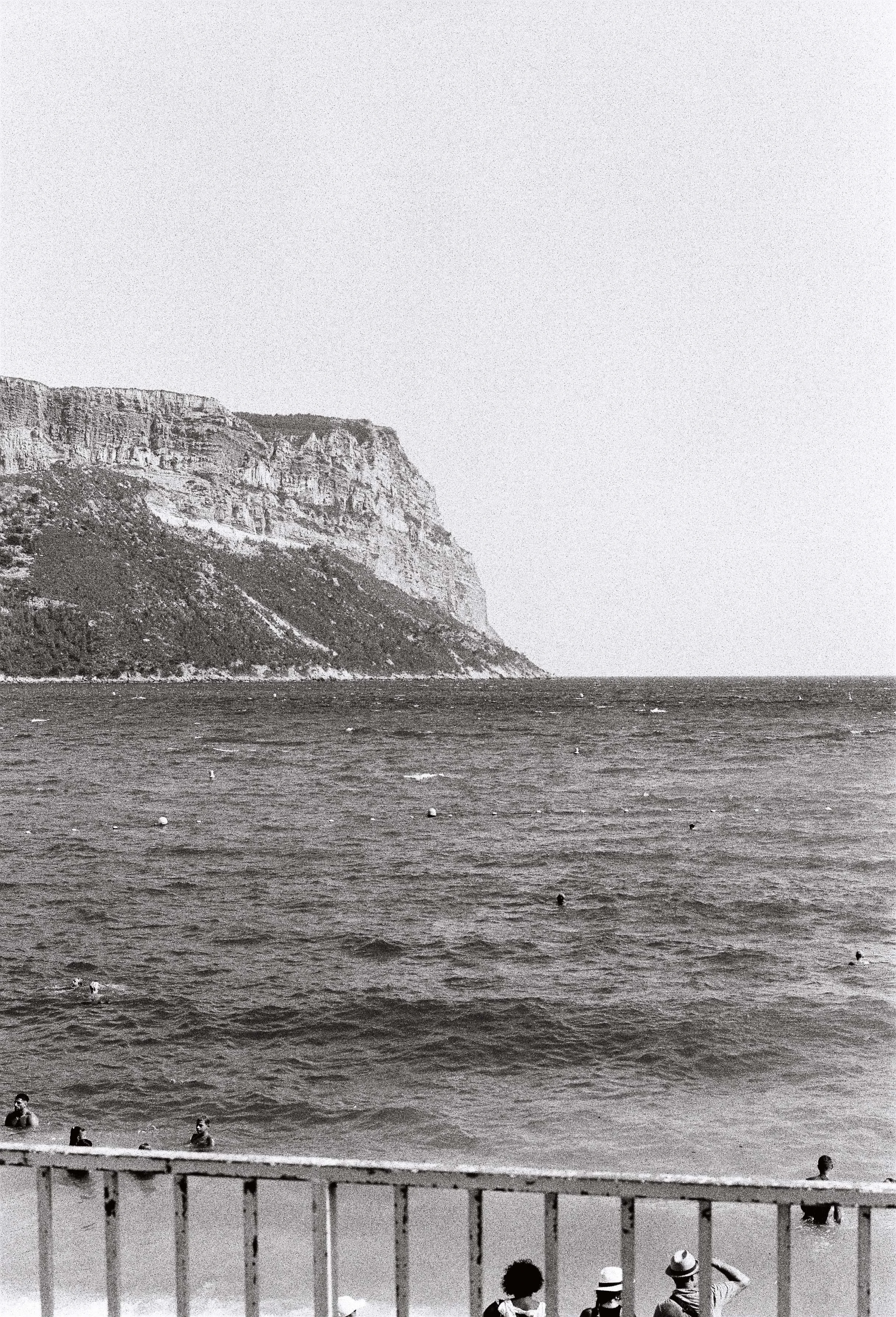 R1-07184-0024.jpg