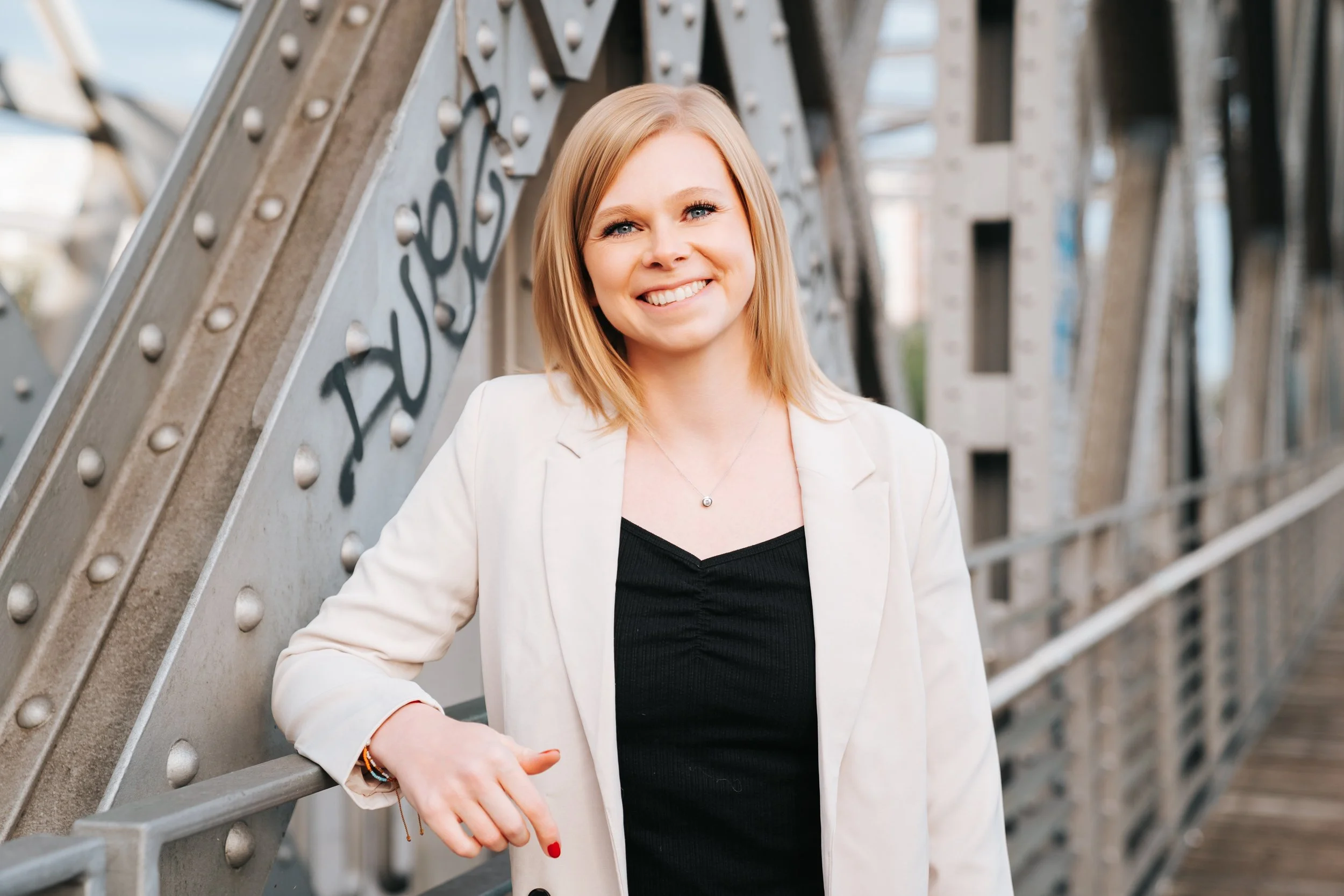 Jana final I-(1 of 1)_(4).jpg