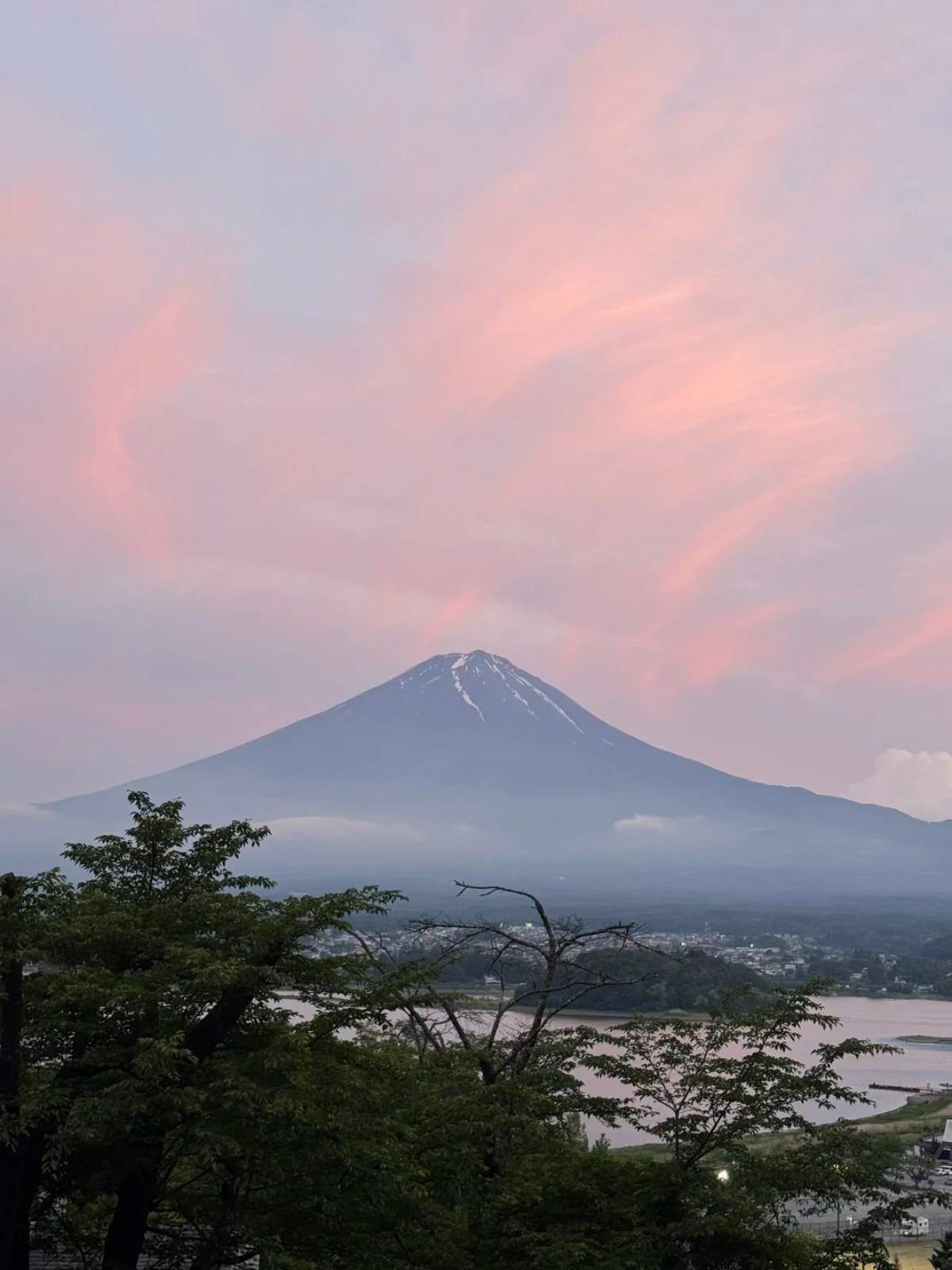 hoshinoya-fuji-japan-lake-kawaguchi-mount-fuji.jpg
