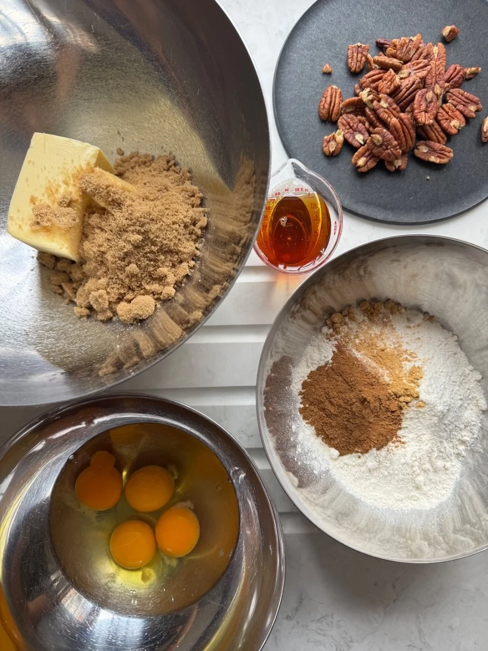 Spiced Maple & Pecan Cake Ingredients