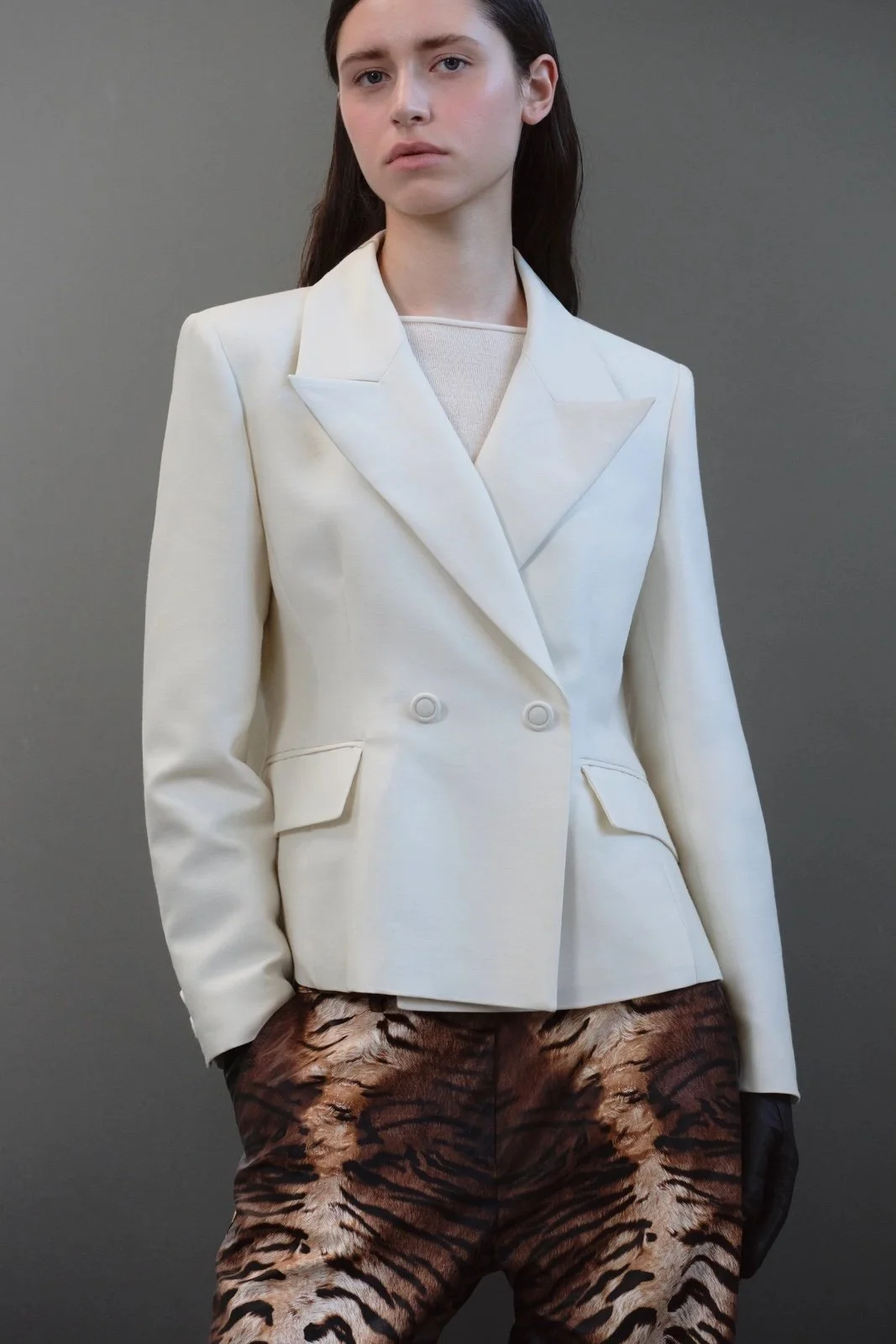 Source Unknown Peak Lapel Silk Blazer