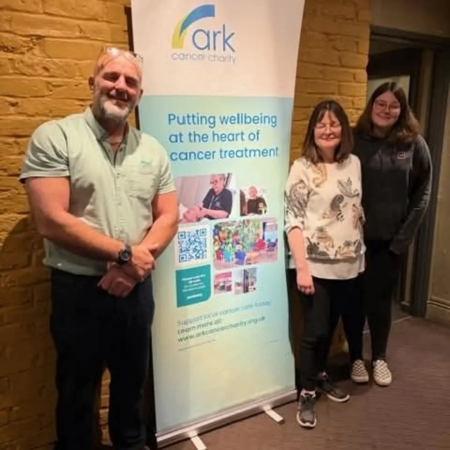 Thank you to Basingstoke Bison and Spruce Goose Beefeater, for organising a fabulous fundraising evening in aid of Ark Cancer Charity last night.

Players took on the role of waiters to a sold out restaurant full of supporters with lots of fun had by