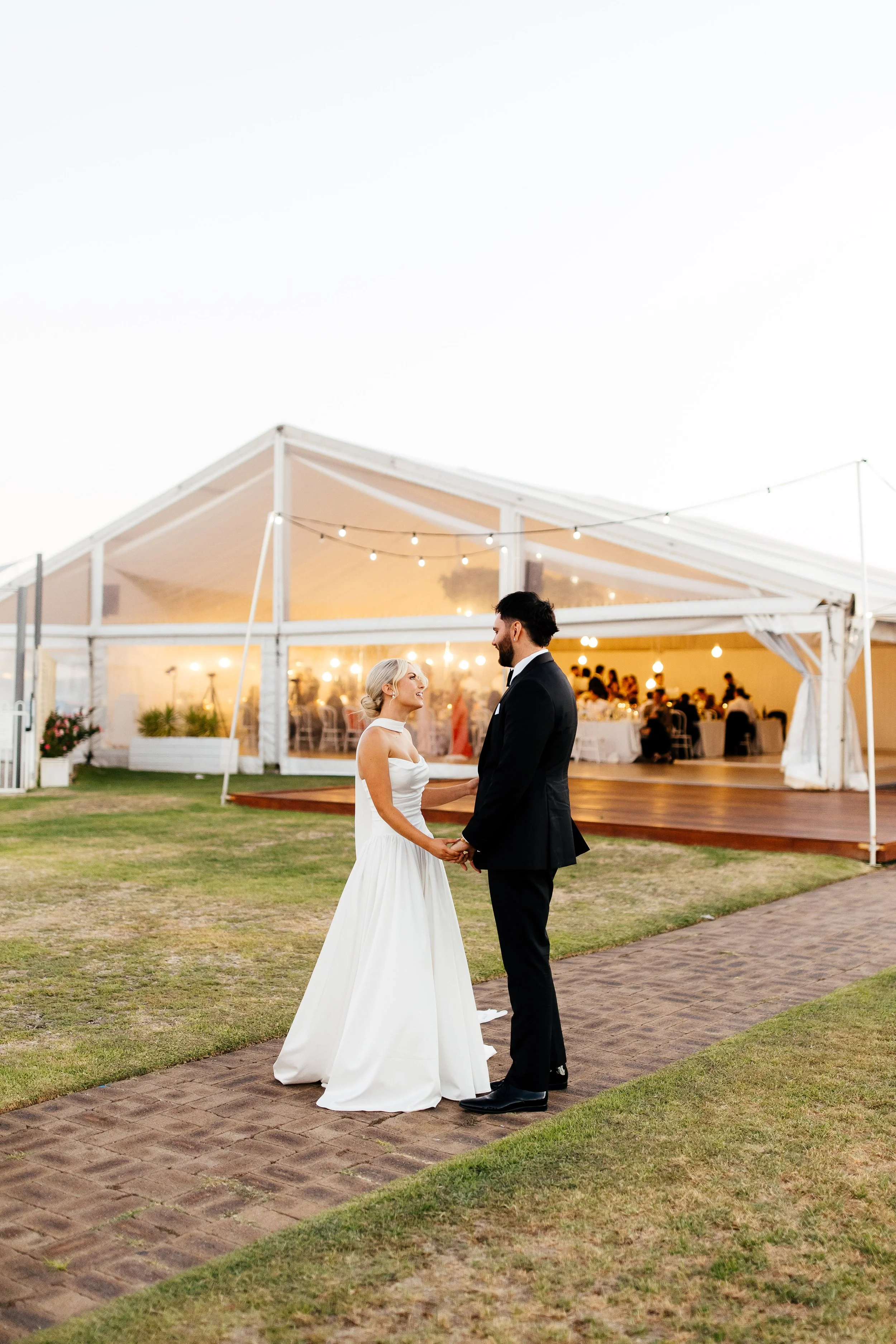 Lili-and-Raymond-Tori-Lill-Weddings-637.jpg