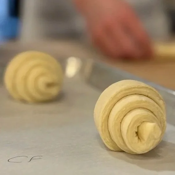 traditional croissant take + bake