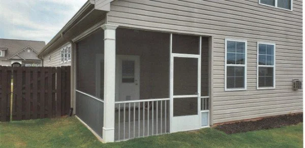 screened porch2.jpg