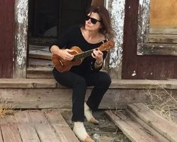 Sylvie Simmons