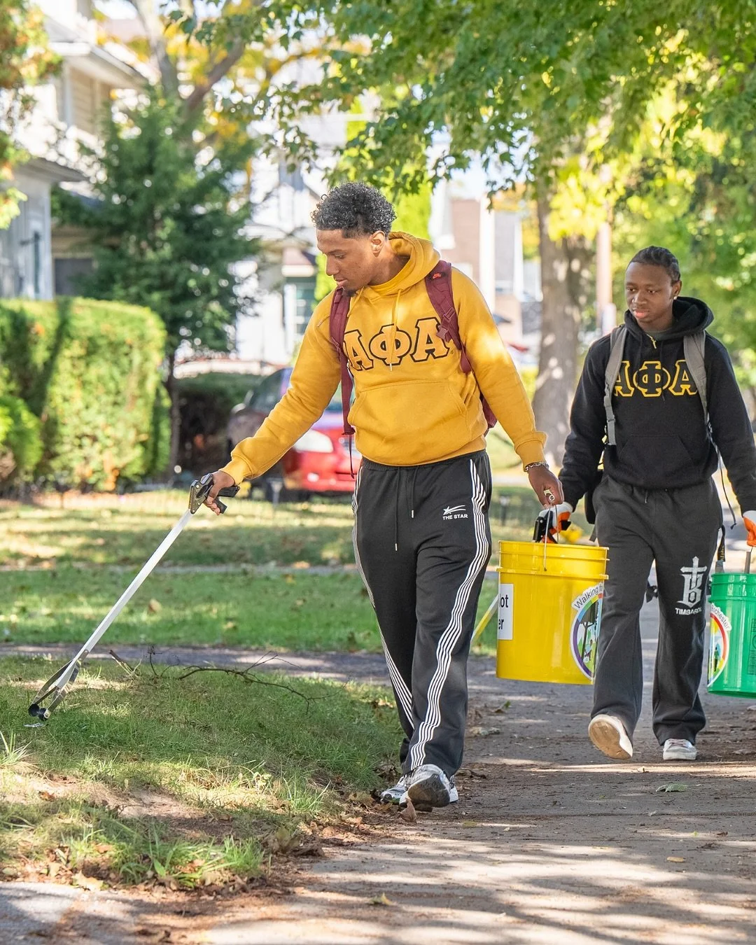 Calling all volunteers! The Rochester Downtown Development Corporation is partnering with @walkingforrochester this December for four lunchtime Community Clean Ups! ✨
 
All equipment is provided, just bring yourself and meet us at the locations below