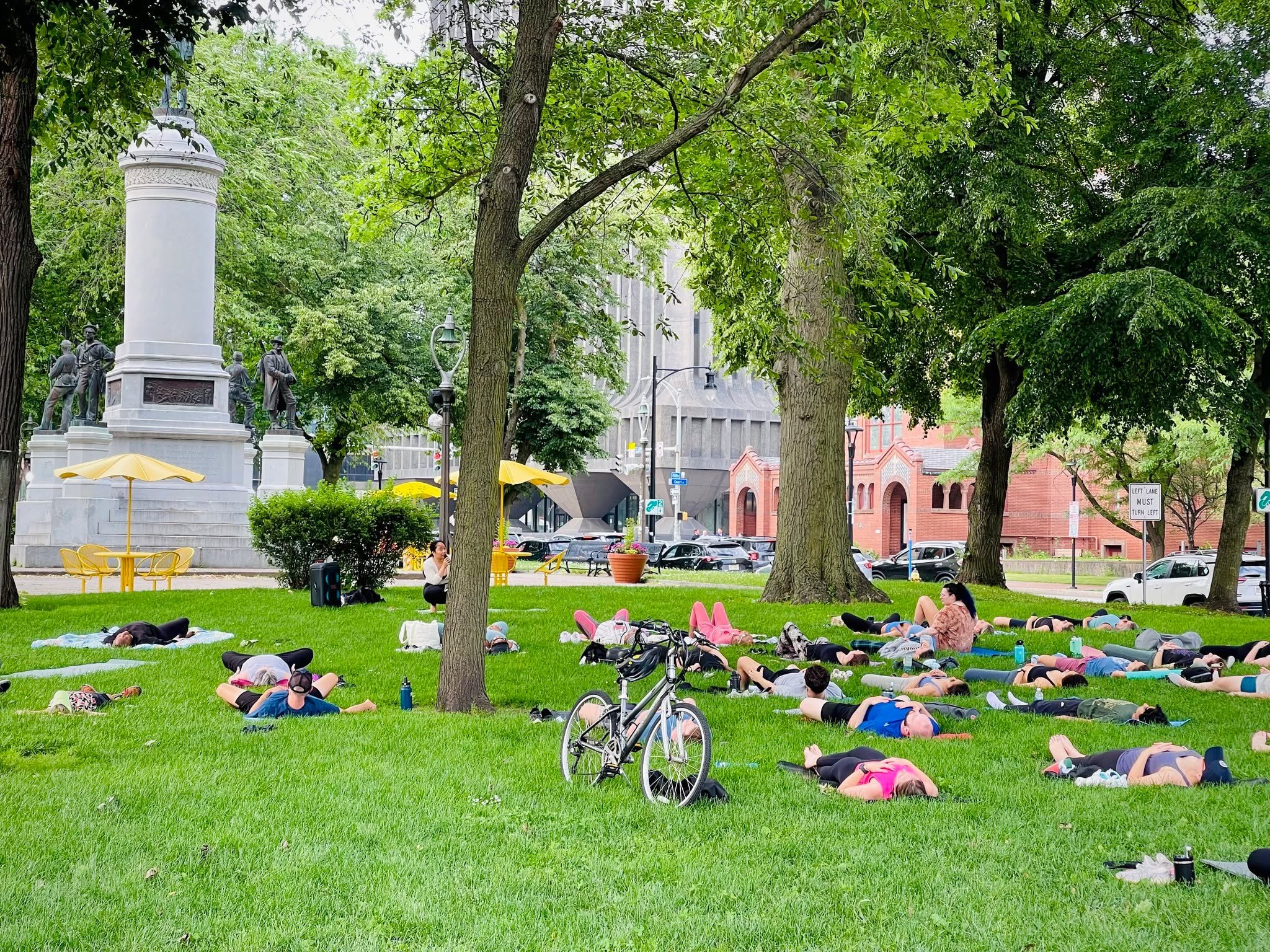 Join us next Wednesday, June 3rd, at 5:30 PM for FREE FITNESS in Washington Square with @vaultrochester! Each Wednesday will feature different instructors and different styles of workouts alternating through yoga, sculpt, and strength classes. The fi