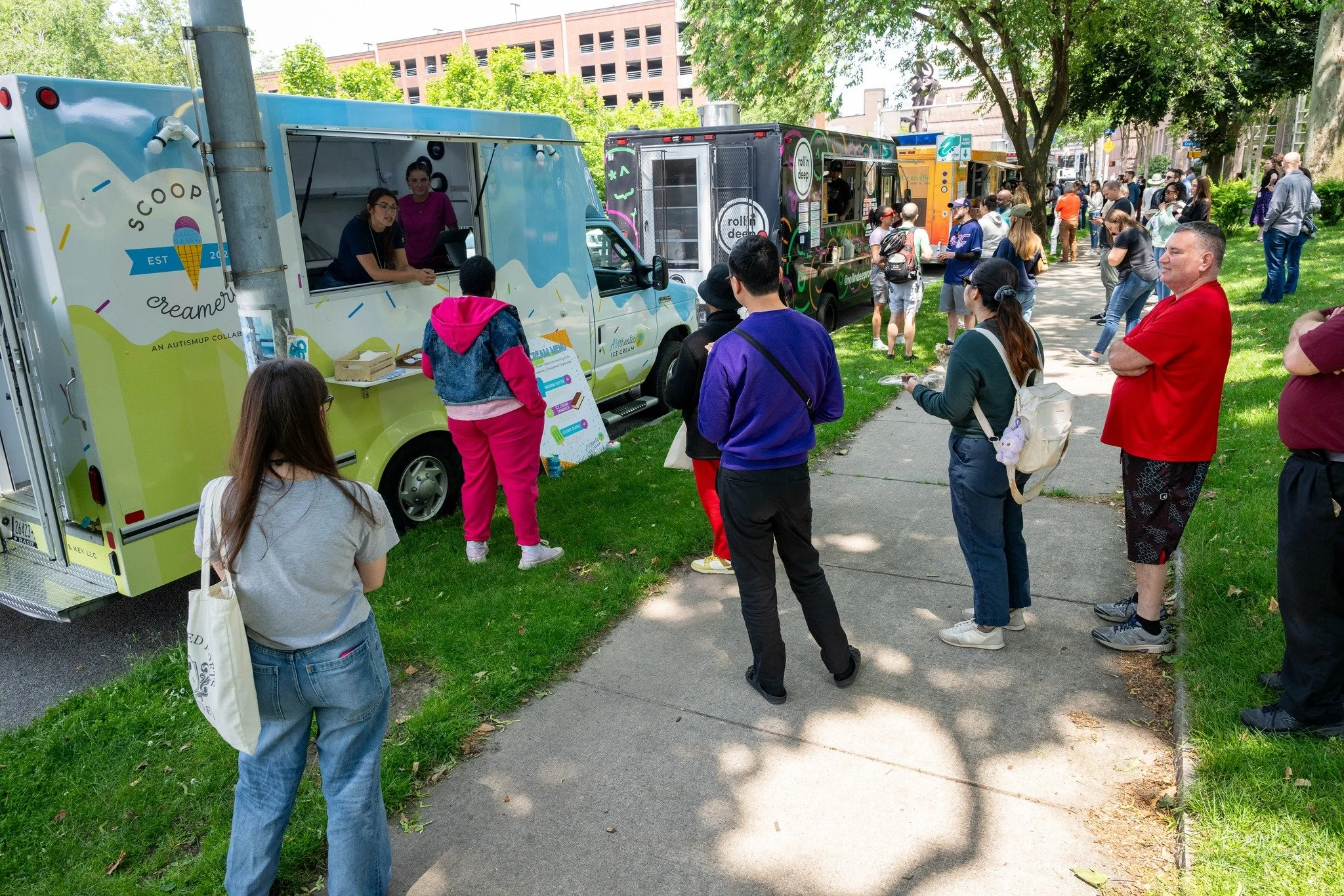 If you thought Fridays couldn&rsquo;t get better, think again! 

Join us tomorrow at Washington Square Park for the first Food Truck Friday of the season! Enjoy some yummy food from Macarollin&rsquo;, Roc City Sammich, and FREE ice cream from Scoop U