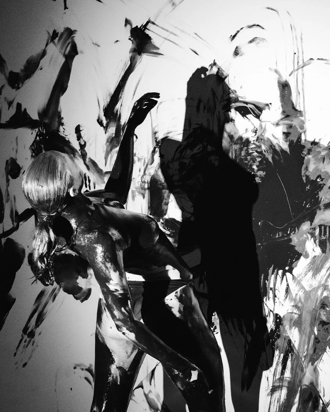 Over Time performance by Hegyi Dóri (Ohnody) & Jurák Bettina Rose at not allowed shows @notallowedshows 