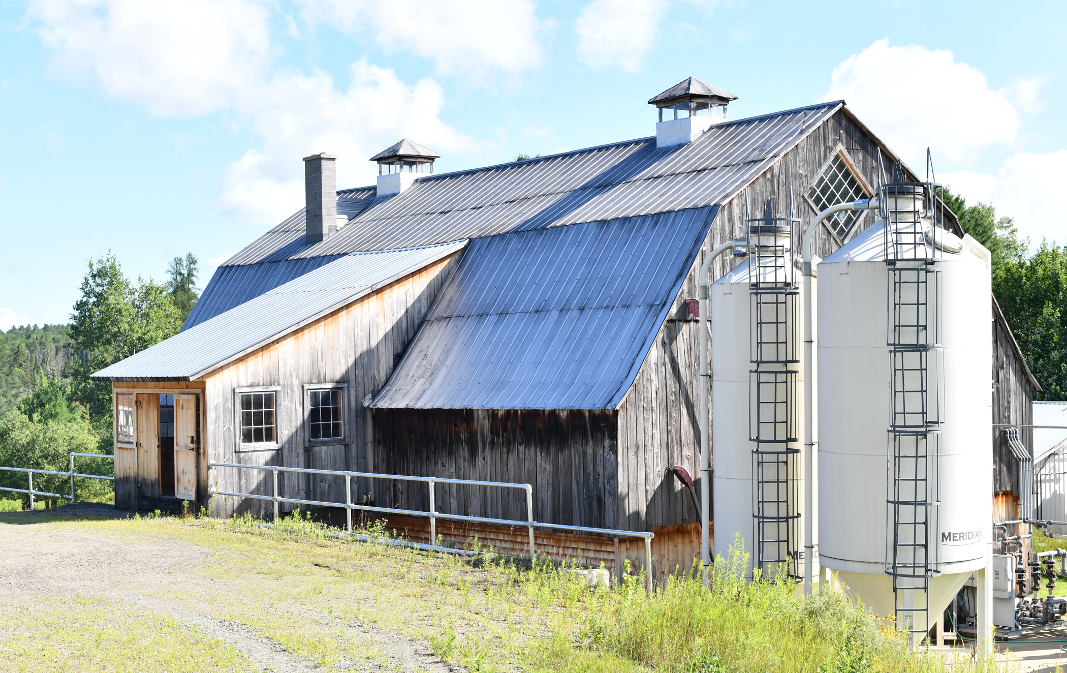 backus-distillery-summer-ext5-.png