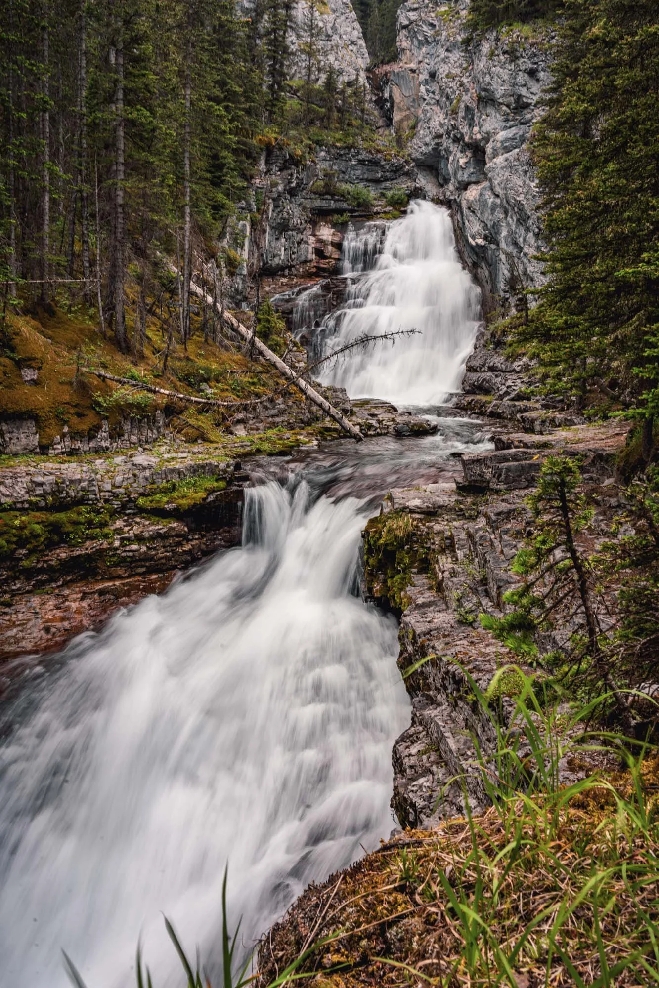 Long_exposure_waterfall_kananaskis_hike.jpg