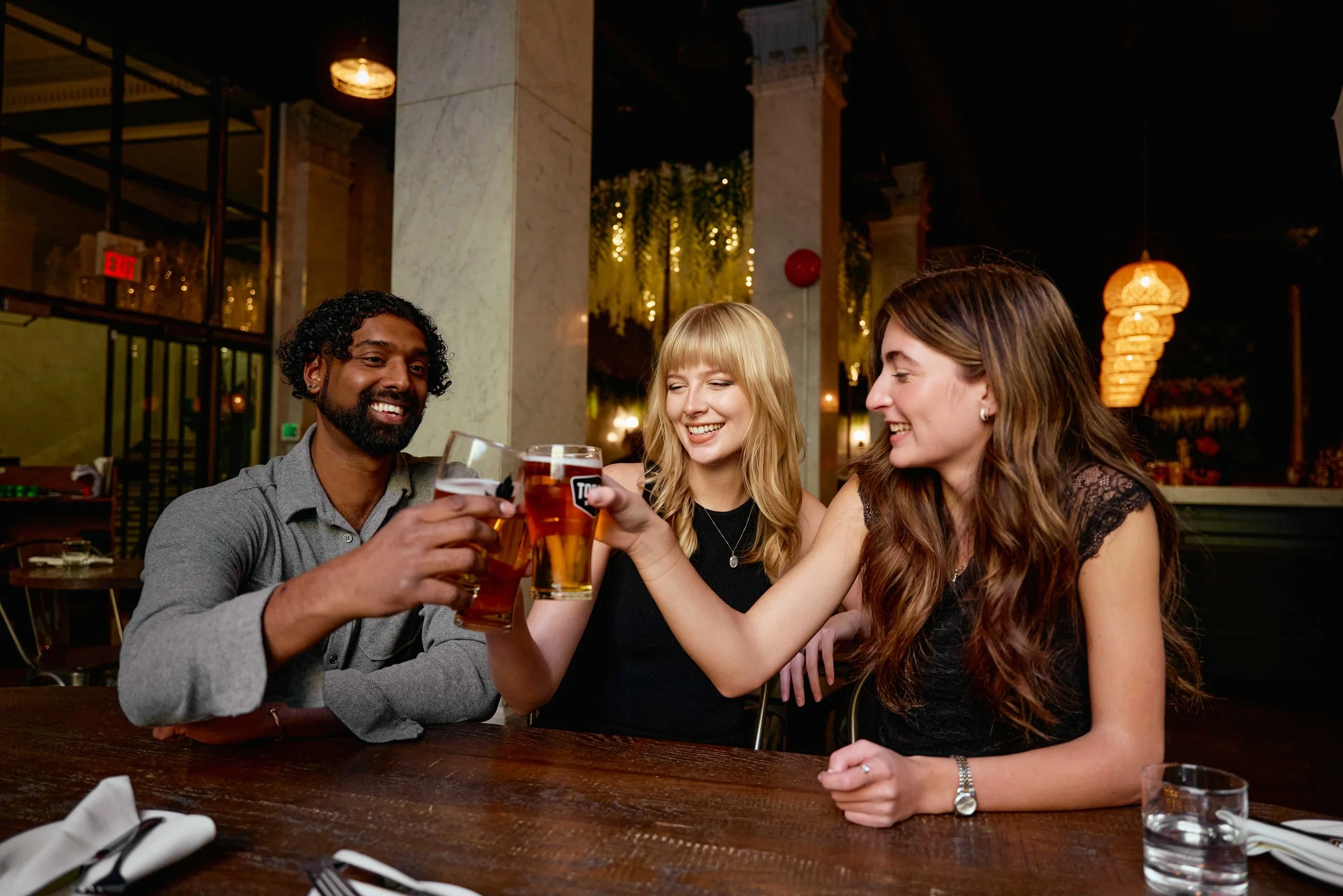 Winnipeg private events, book a wedding in winnipeg, holiday parties in Winnipeg, corporate events in winnipeg