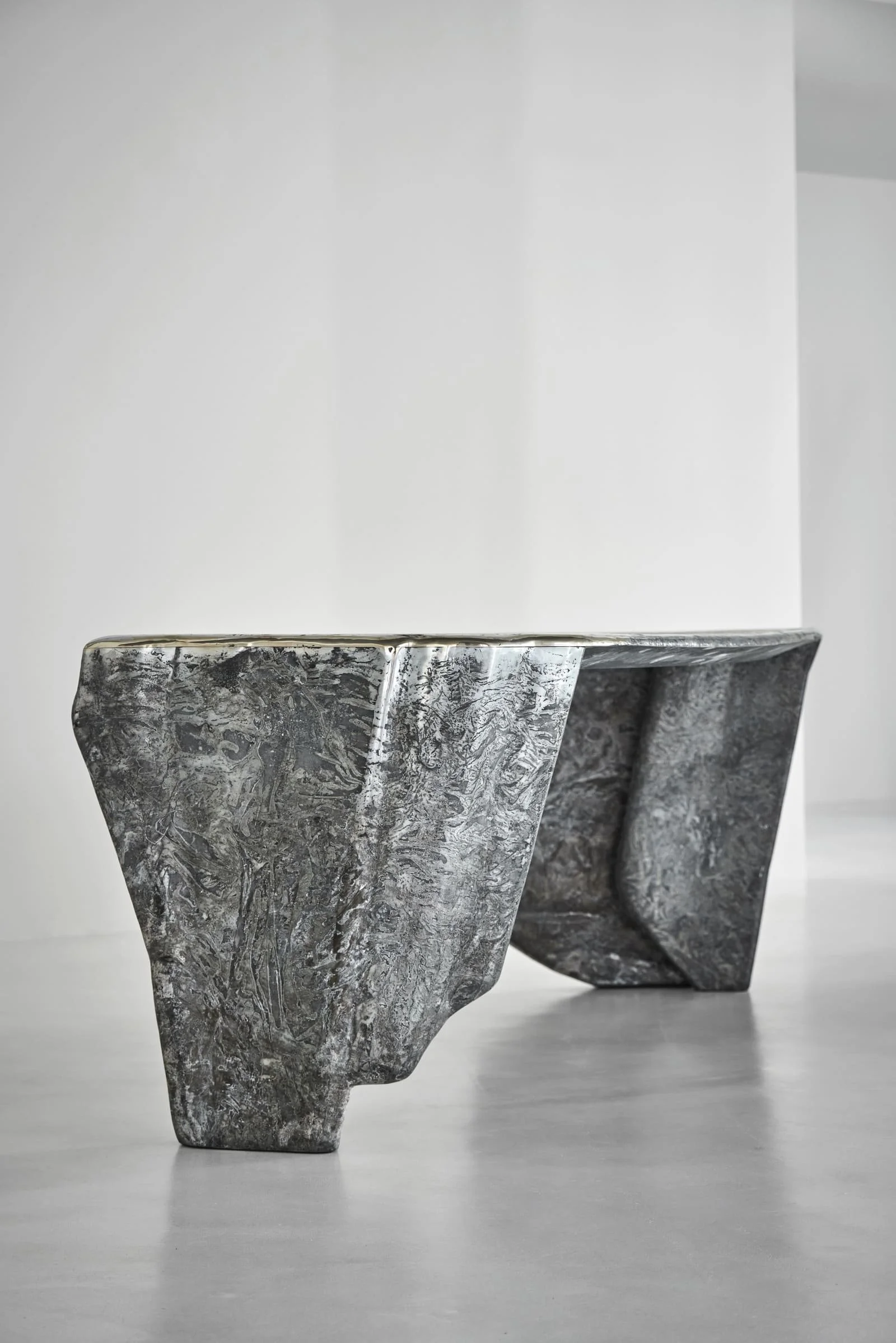 Contemporary collectible furniture from Je suis la matière by Vincenzo De Cotiis