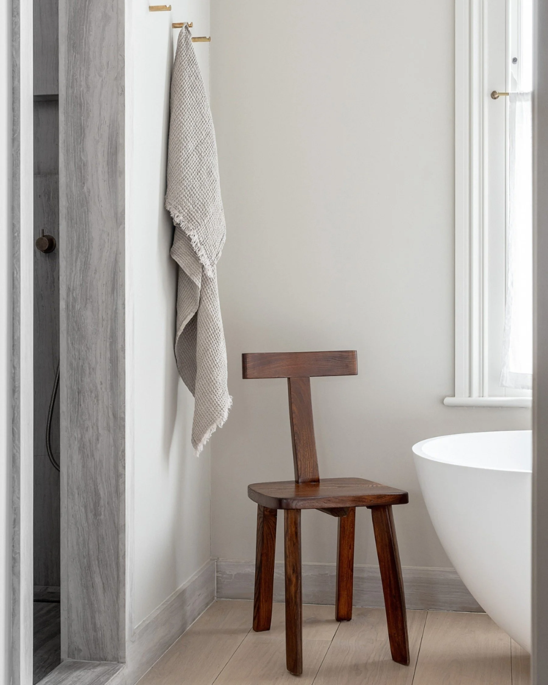 queens park terrace bathroom.jpg