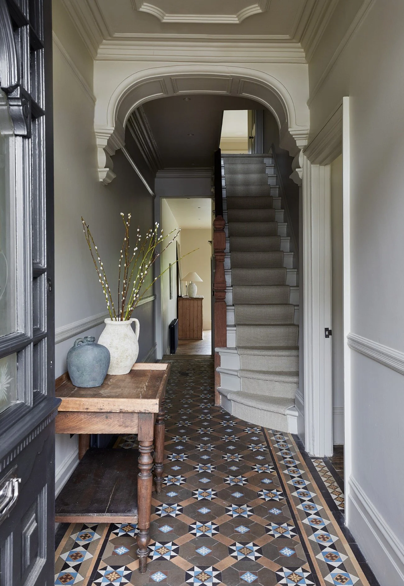 wanstead place entry.jpg